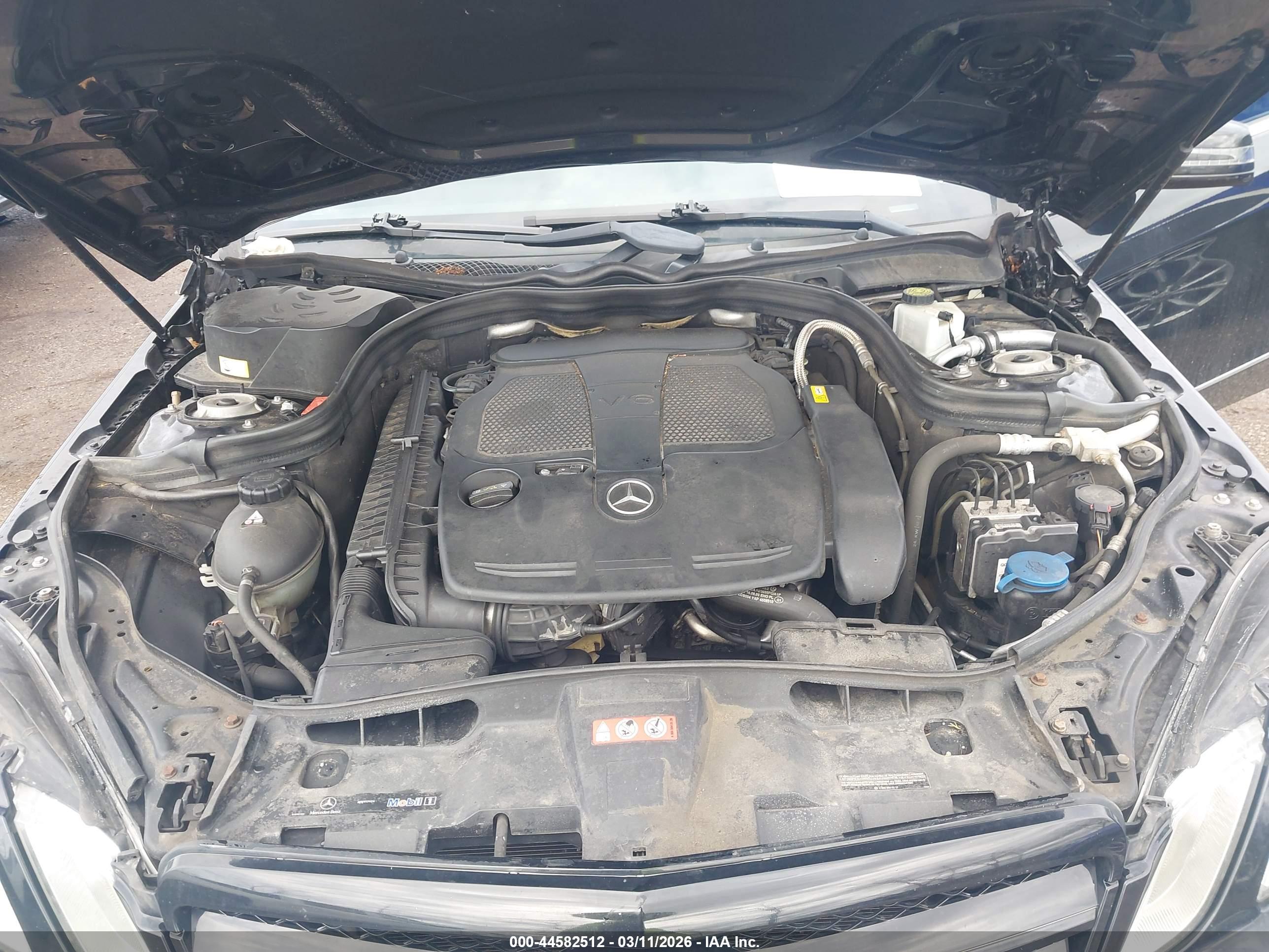 MERCEDES-BENZ E image 10