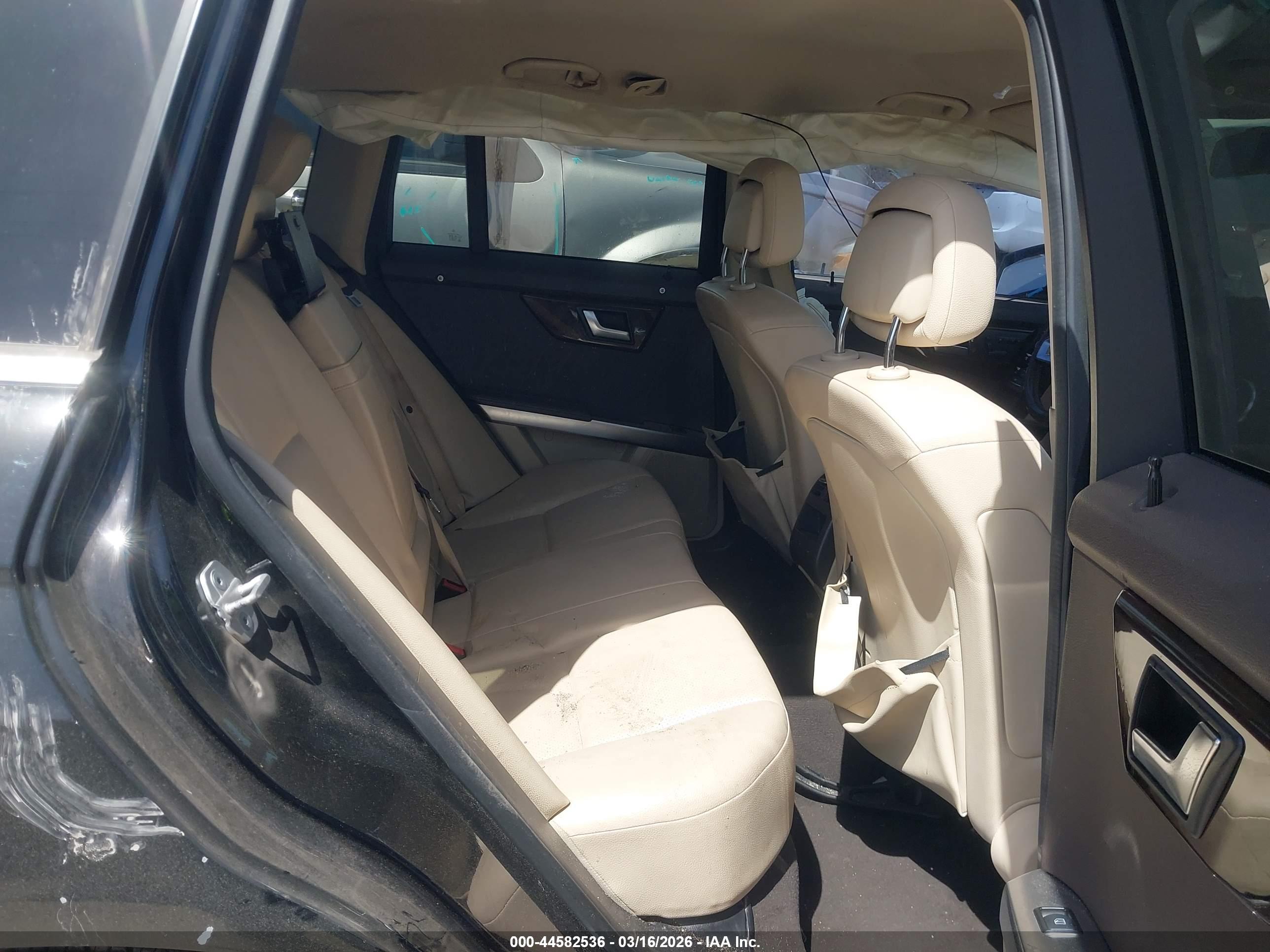 MERCEDES-BENZ GLK image 8