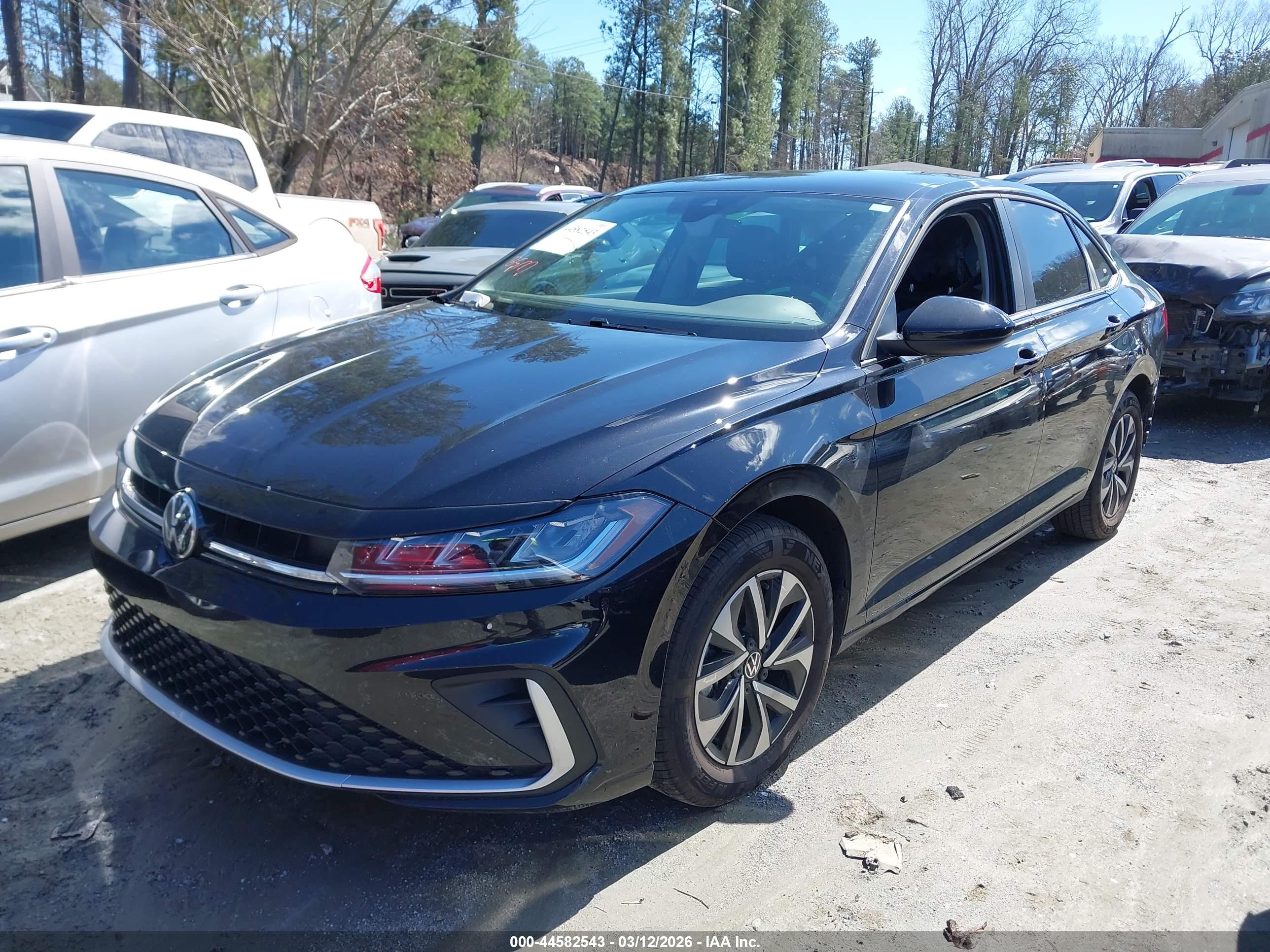 VOLKSWAGEN JETTA image 2