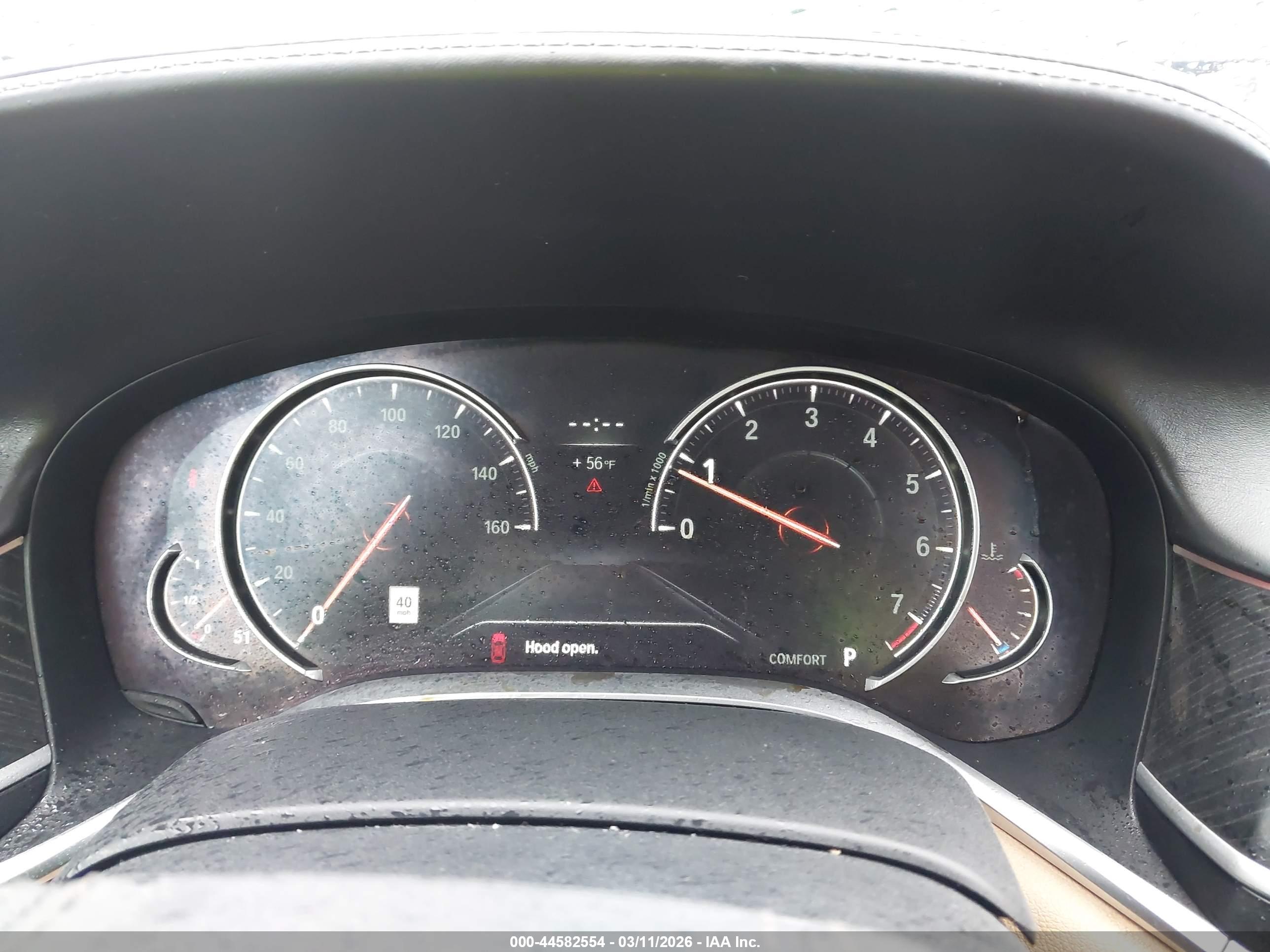 BMW 750I image 7