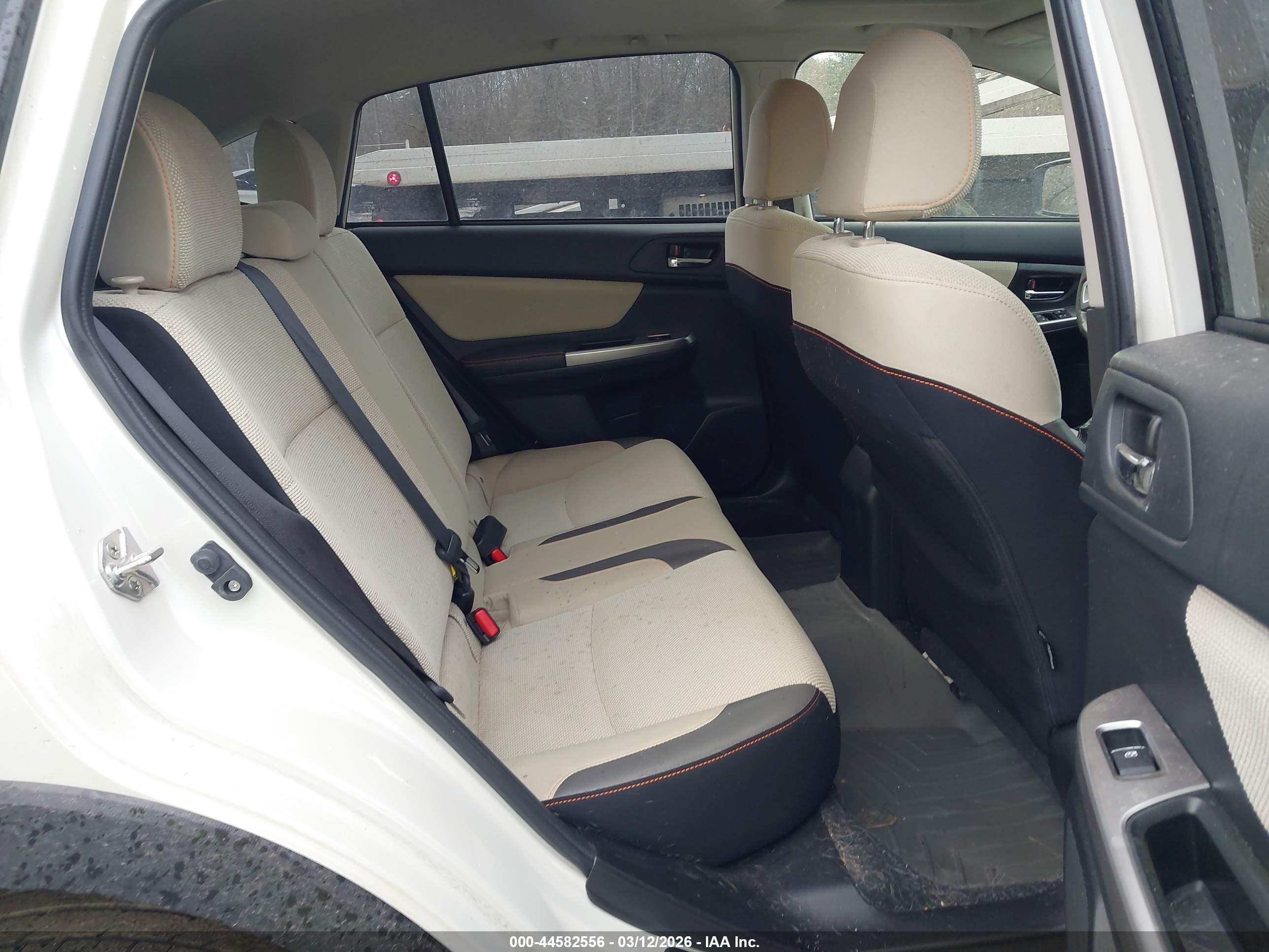 SUBARU CROSSTREK image 8