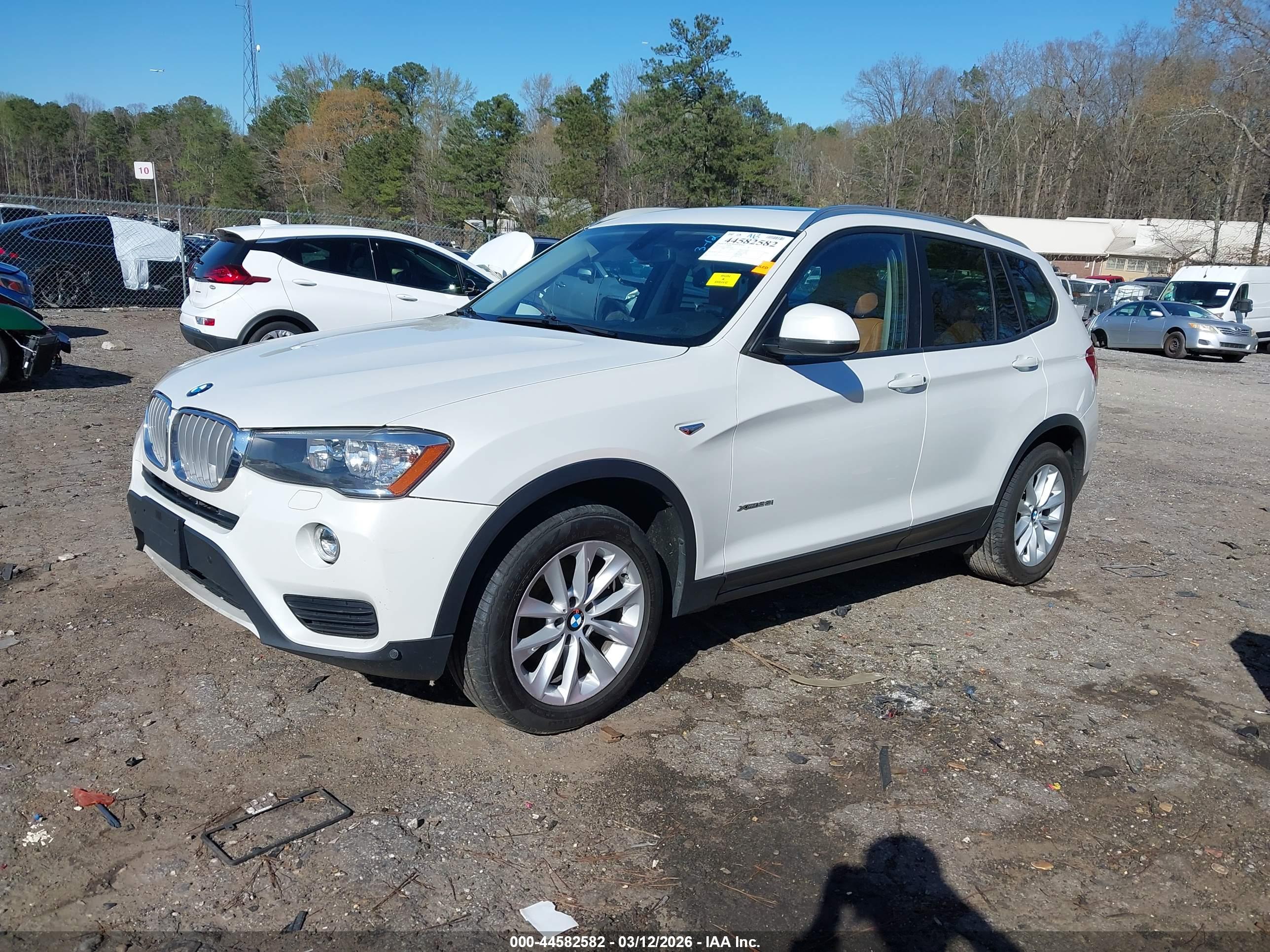BMW X3 image 2