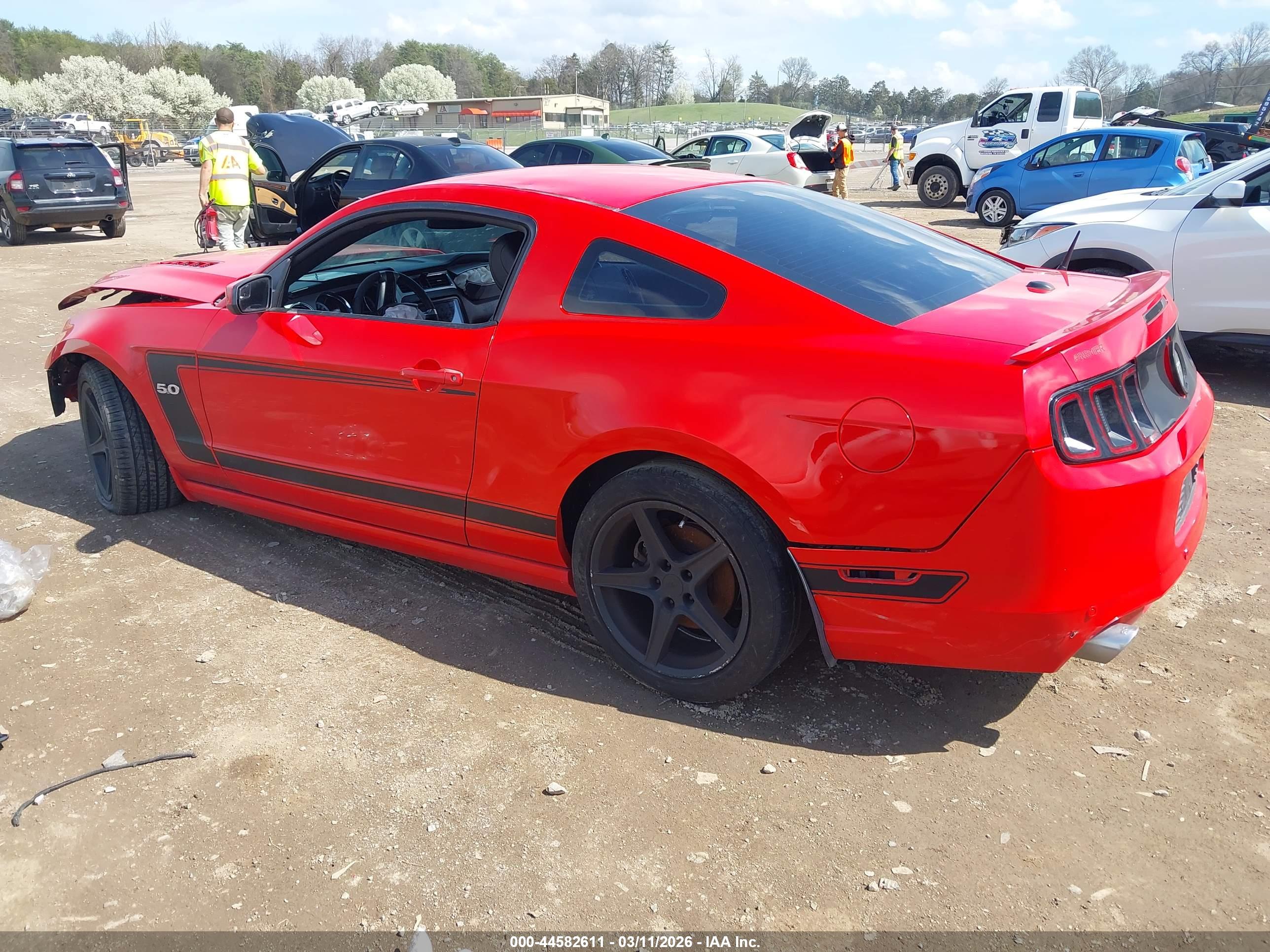 FORD MUSTANG image 3
