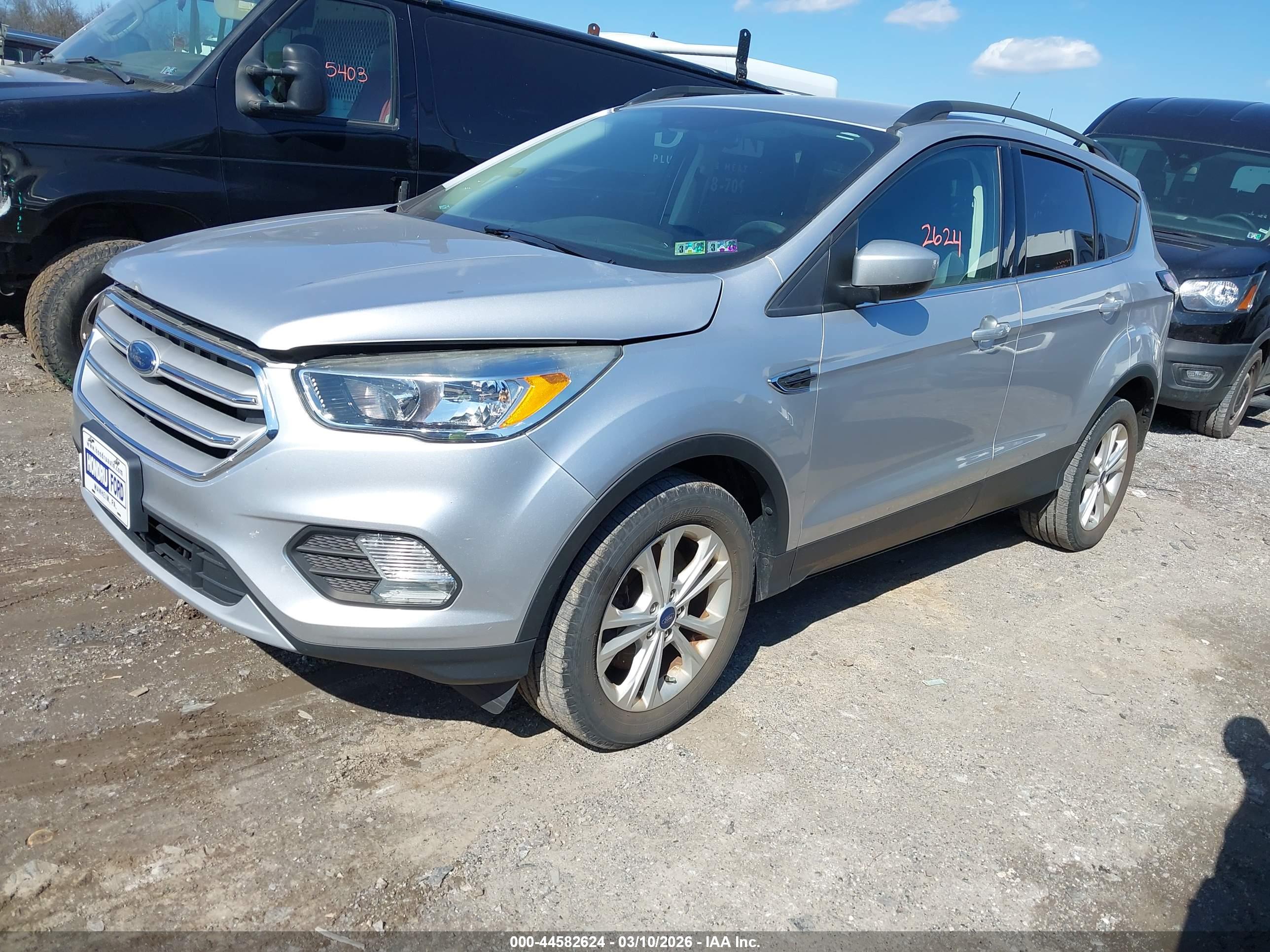 FORD ESCAPE image 2
