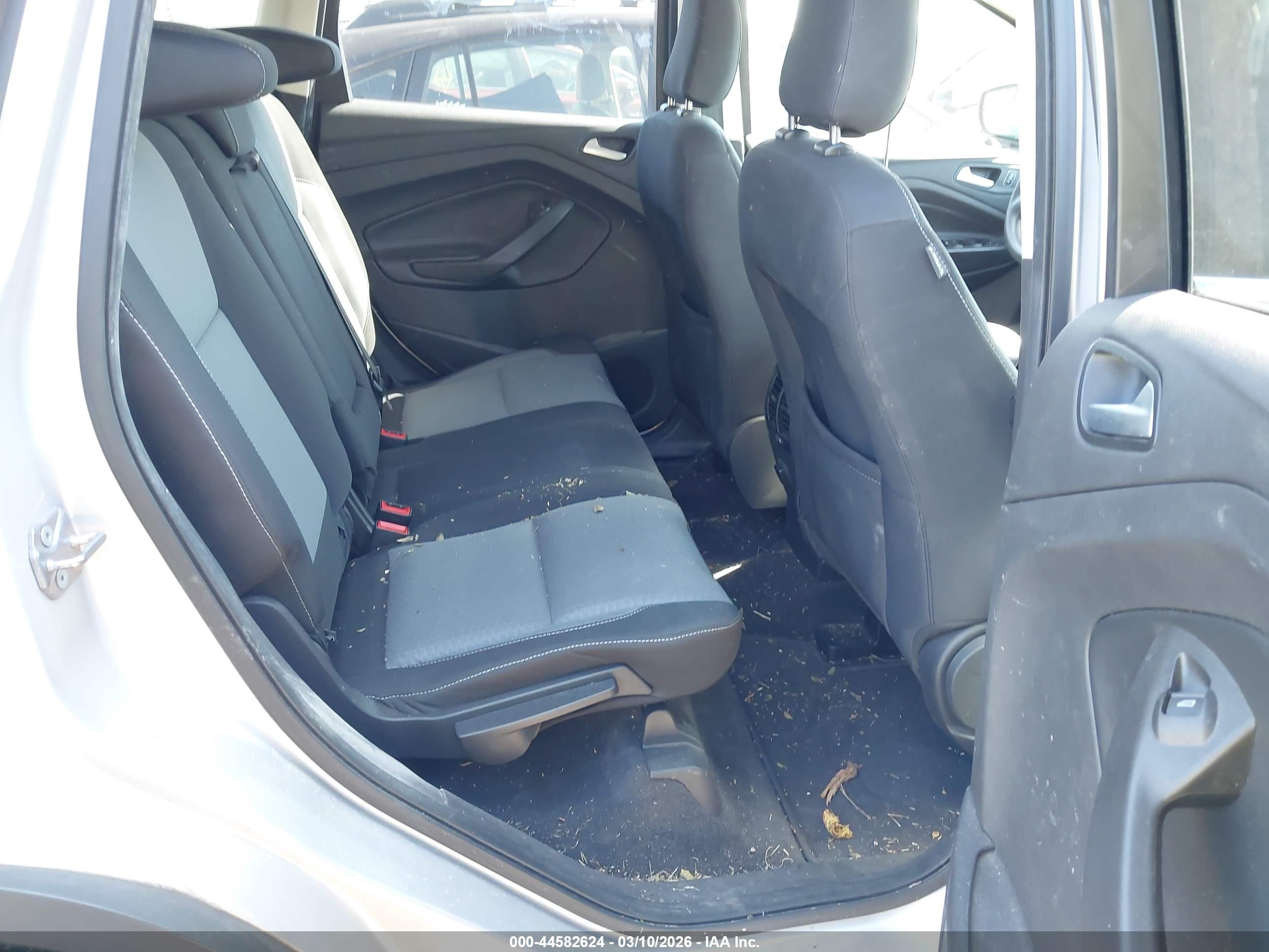 FORD ESCAPE image 8