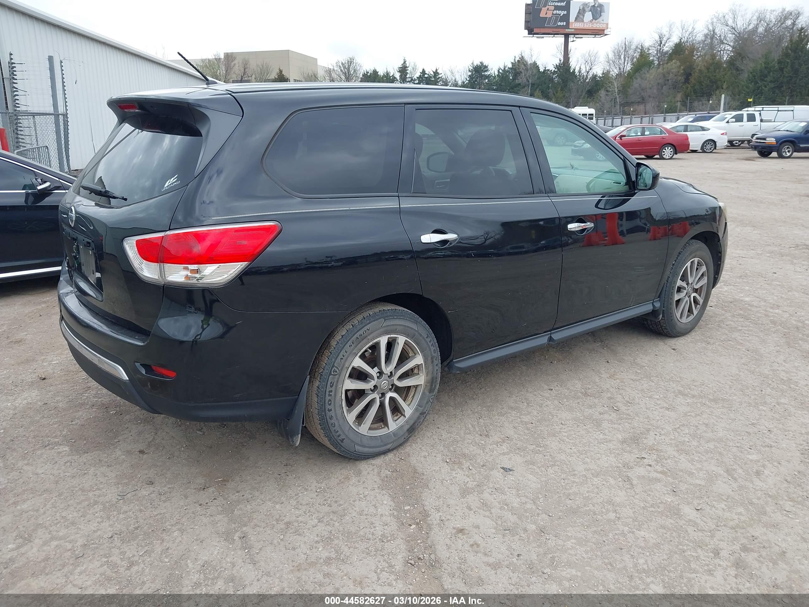 NISSAN PATHFINDER image 4