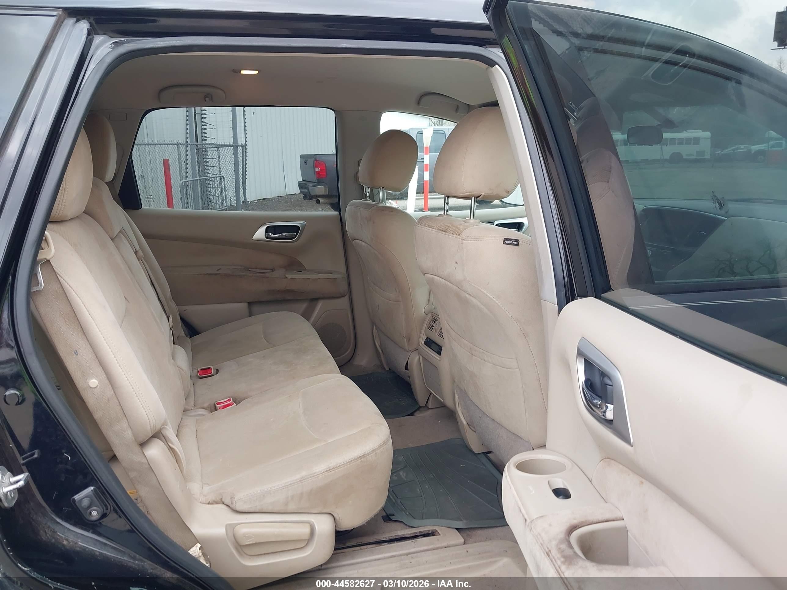 NISSAN PATHFINDER image 8