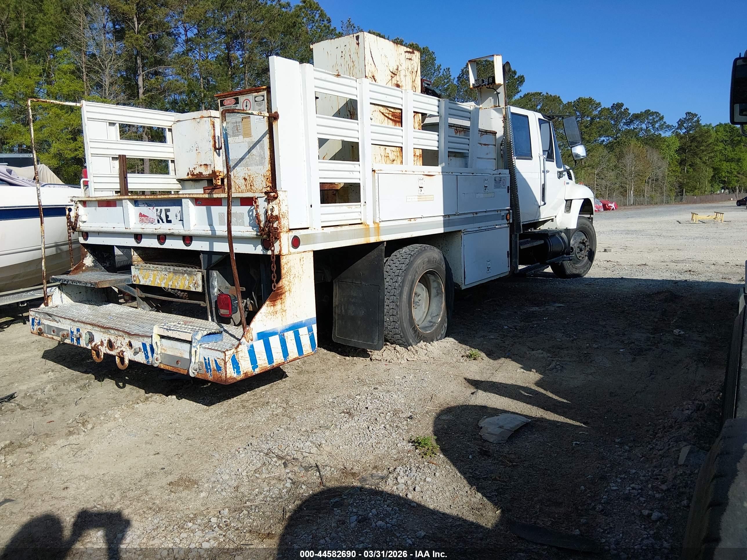 INTERNATIONAL 7000 image 4