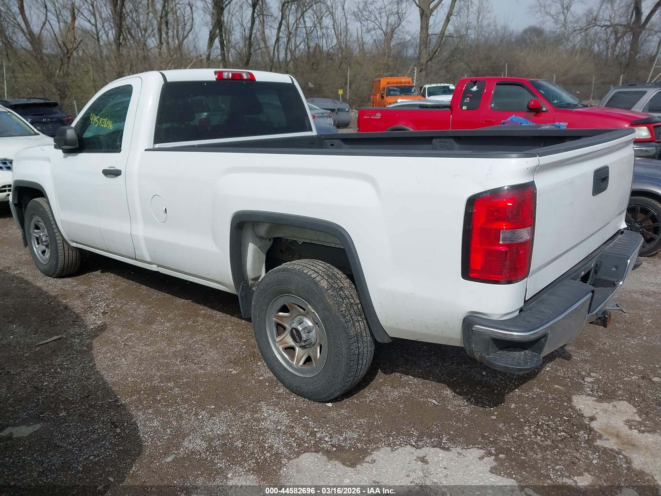 GMC SIERRA image 3