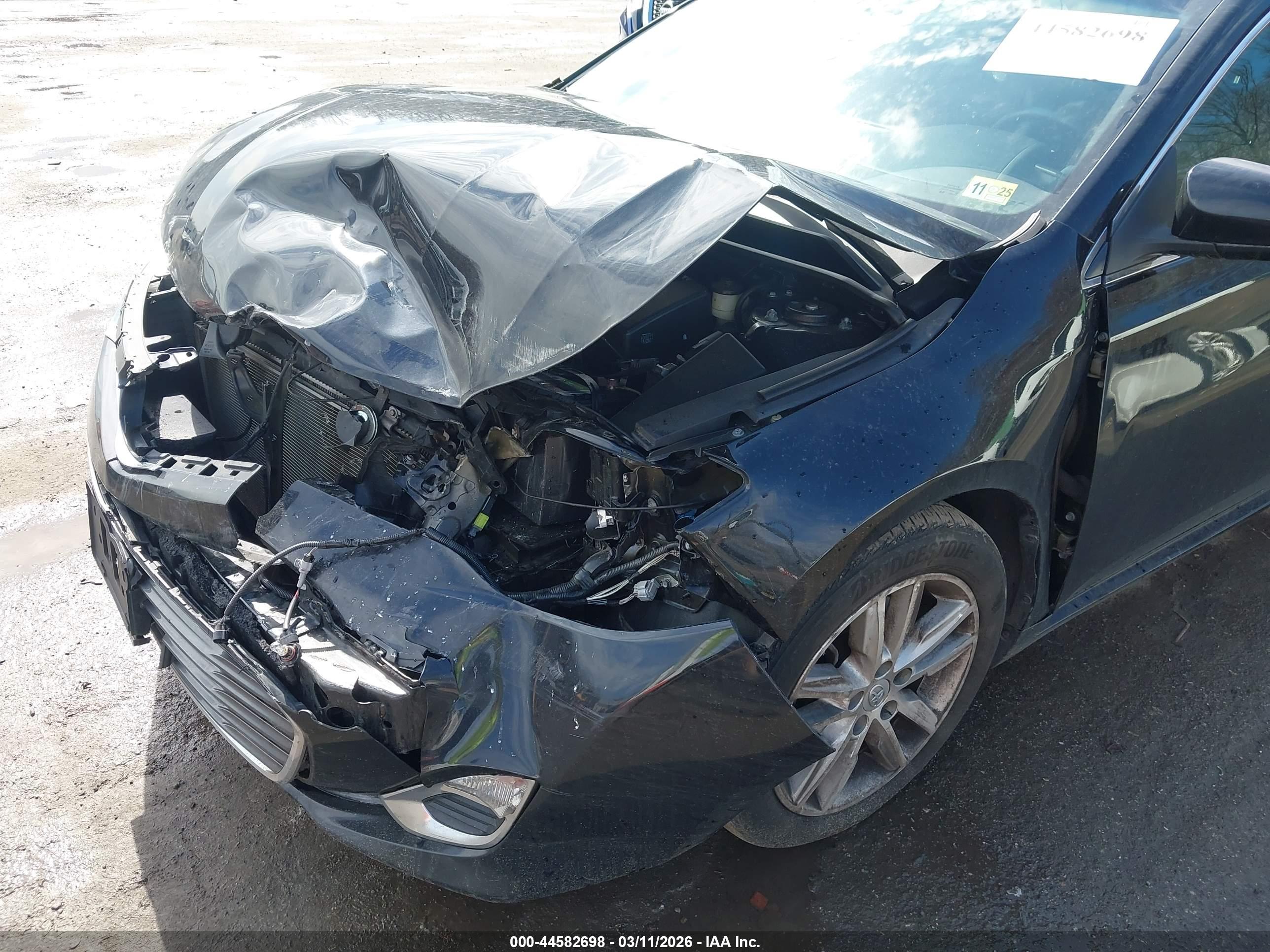 TOYOTA AVALON image 6
