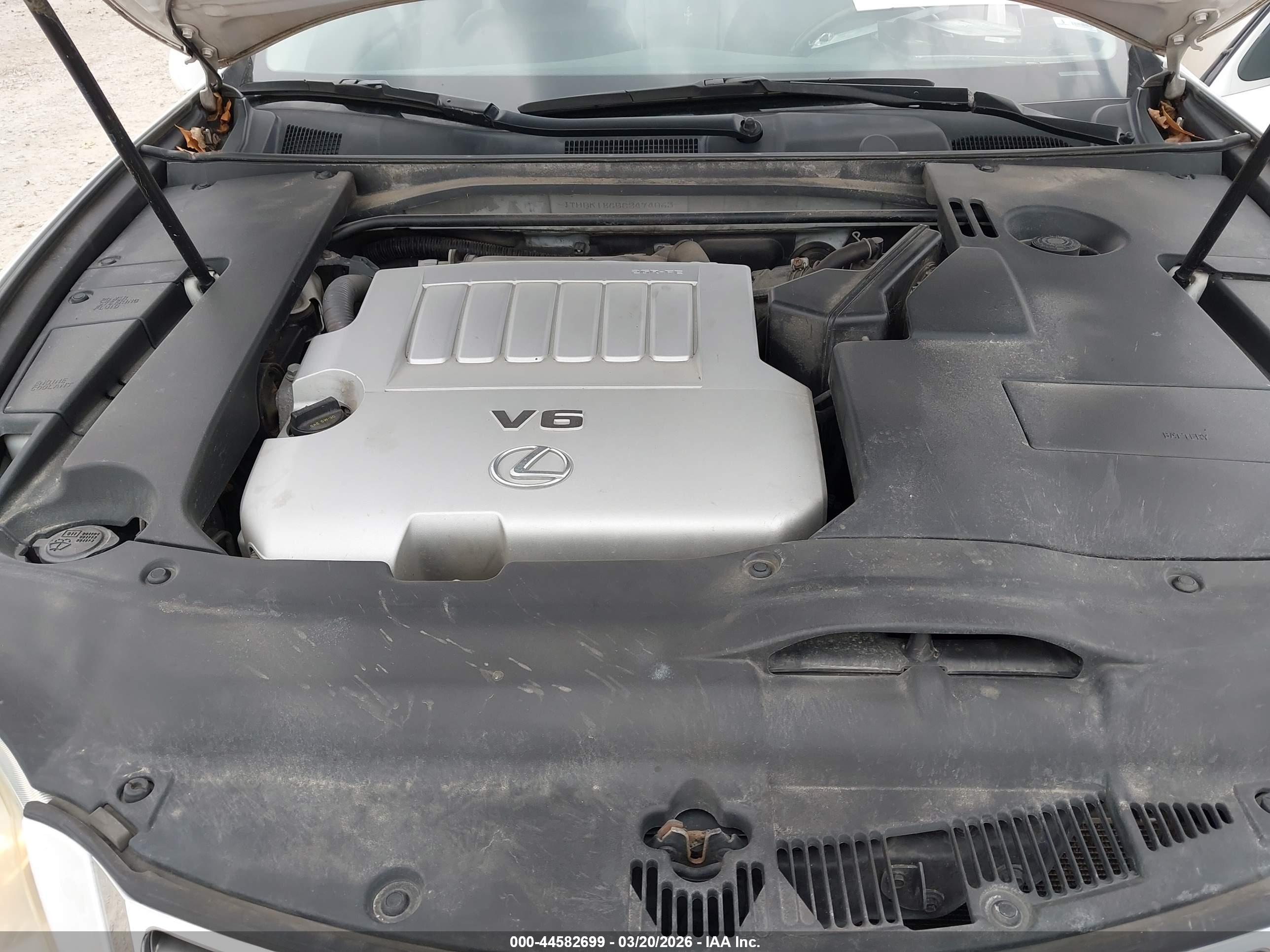 LEXUS ES image 10