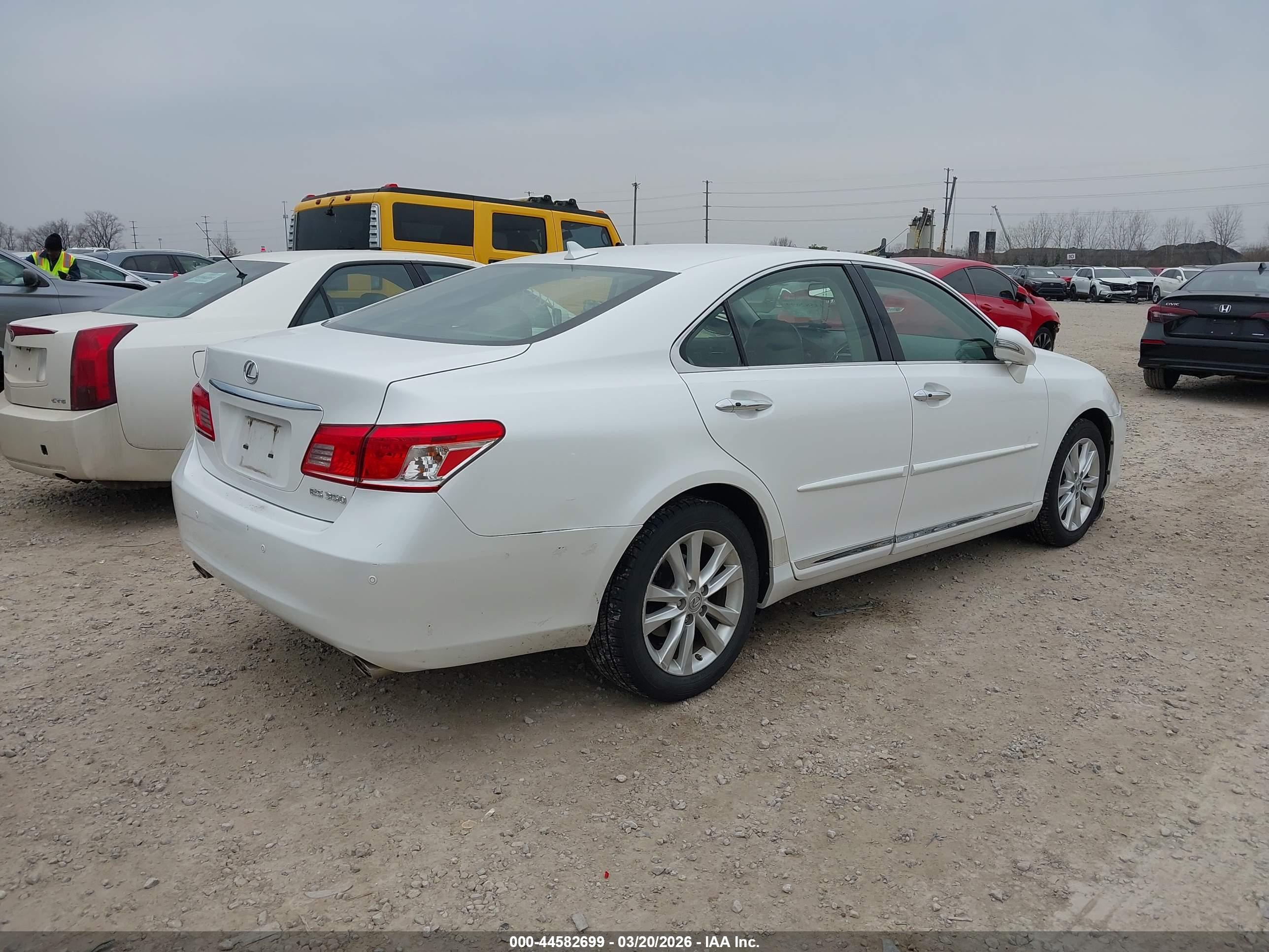 LEXUS ES image 4