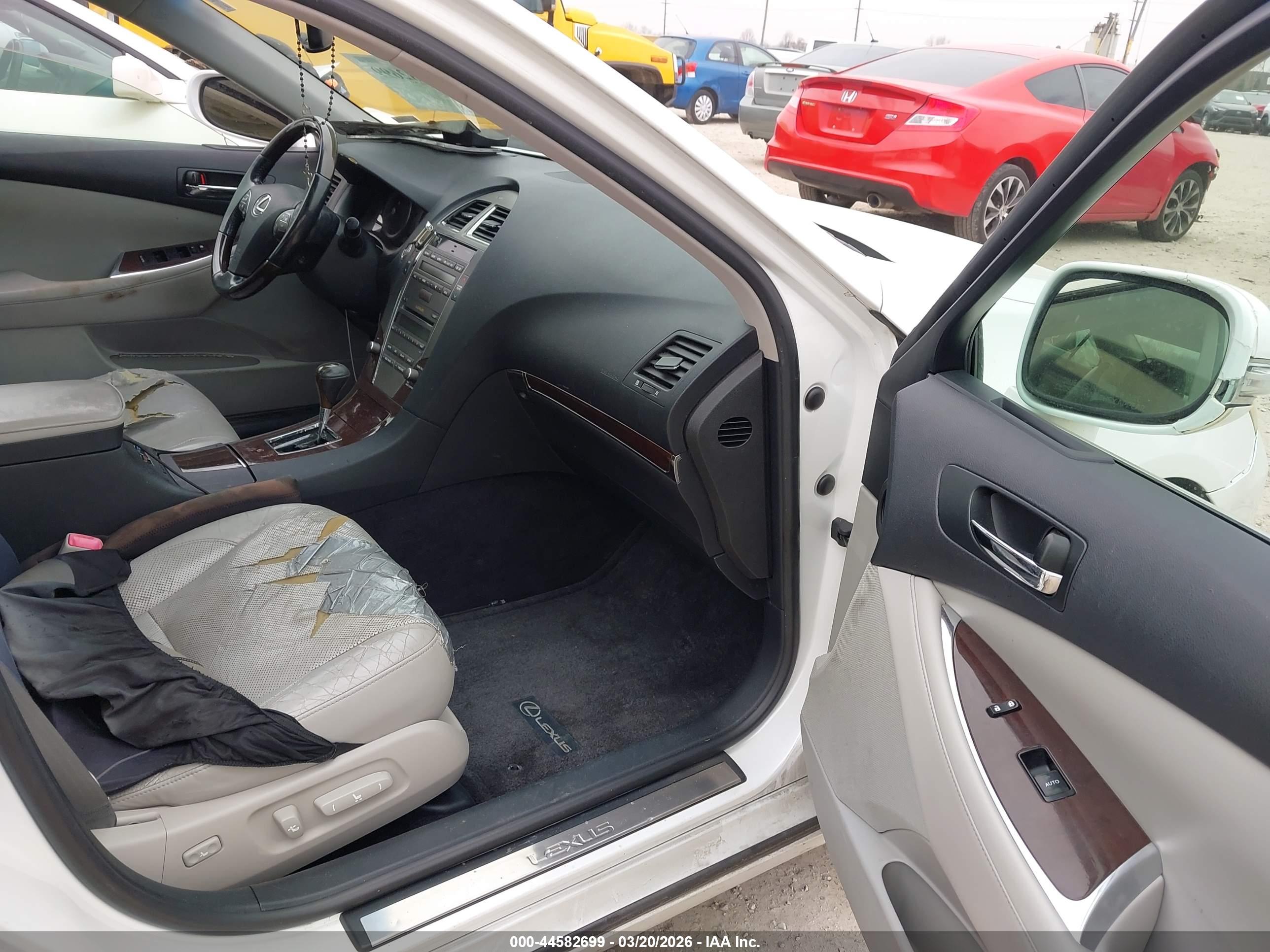 LEXUS ES image 5