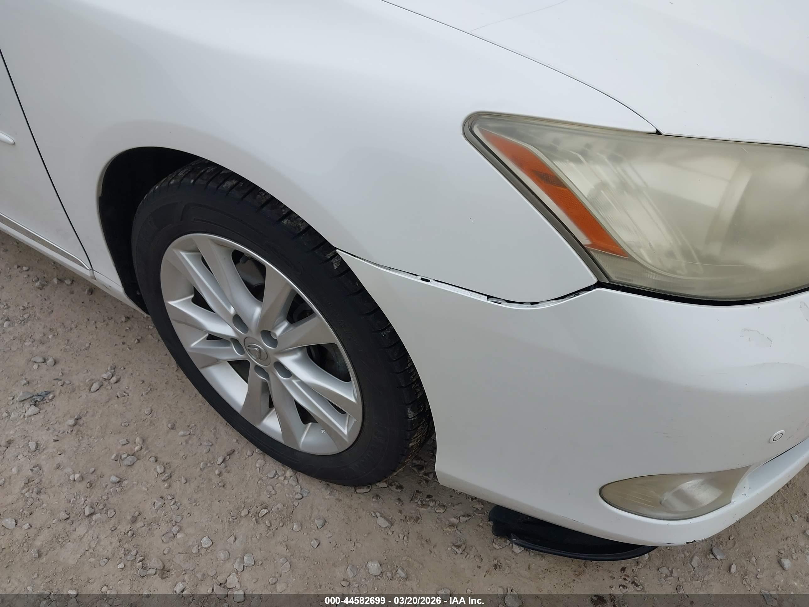 LEXUS ES image 6
