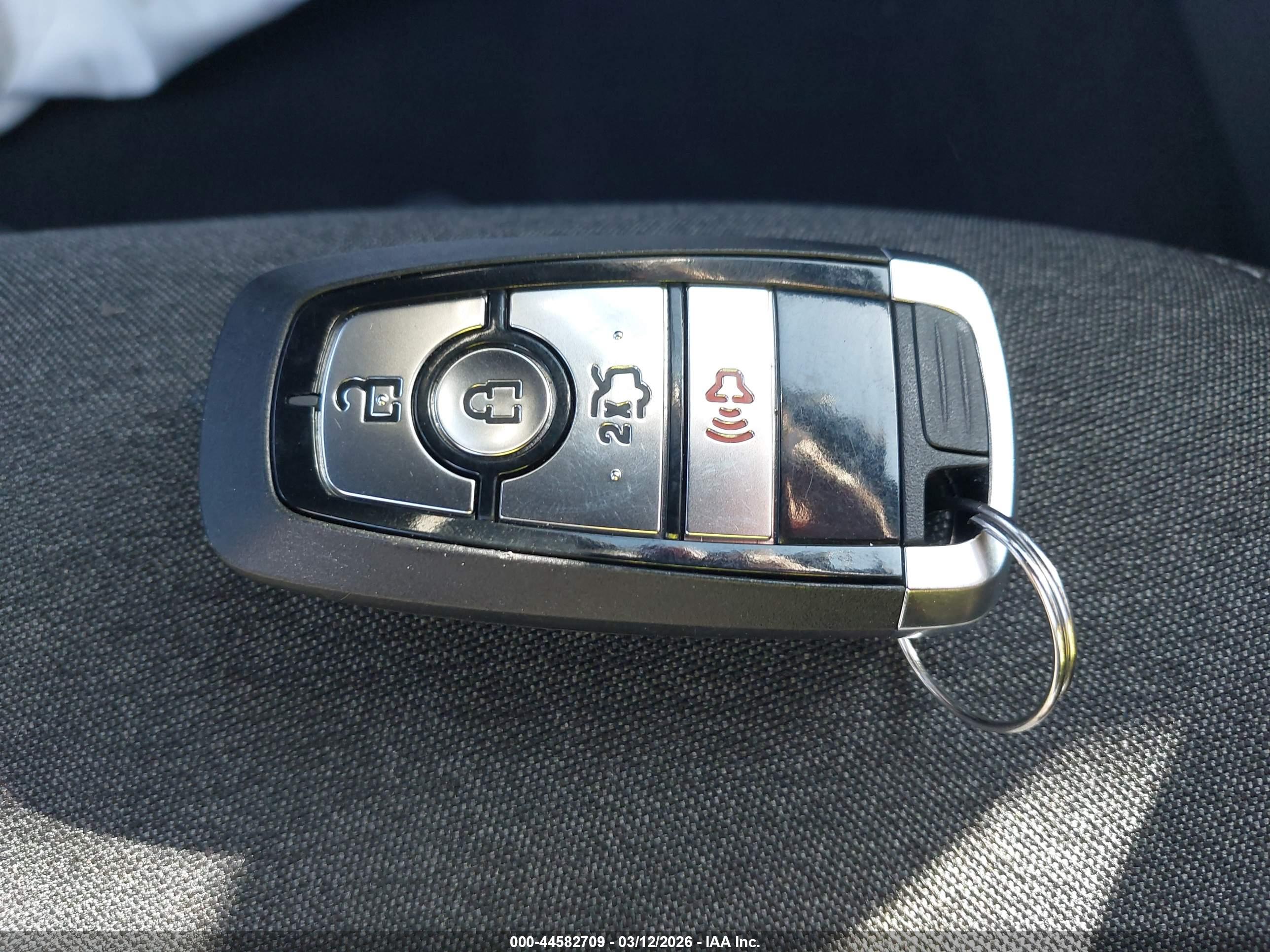 FORD MUSTANG image 11