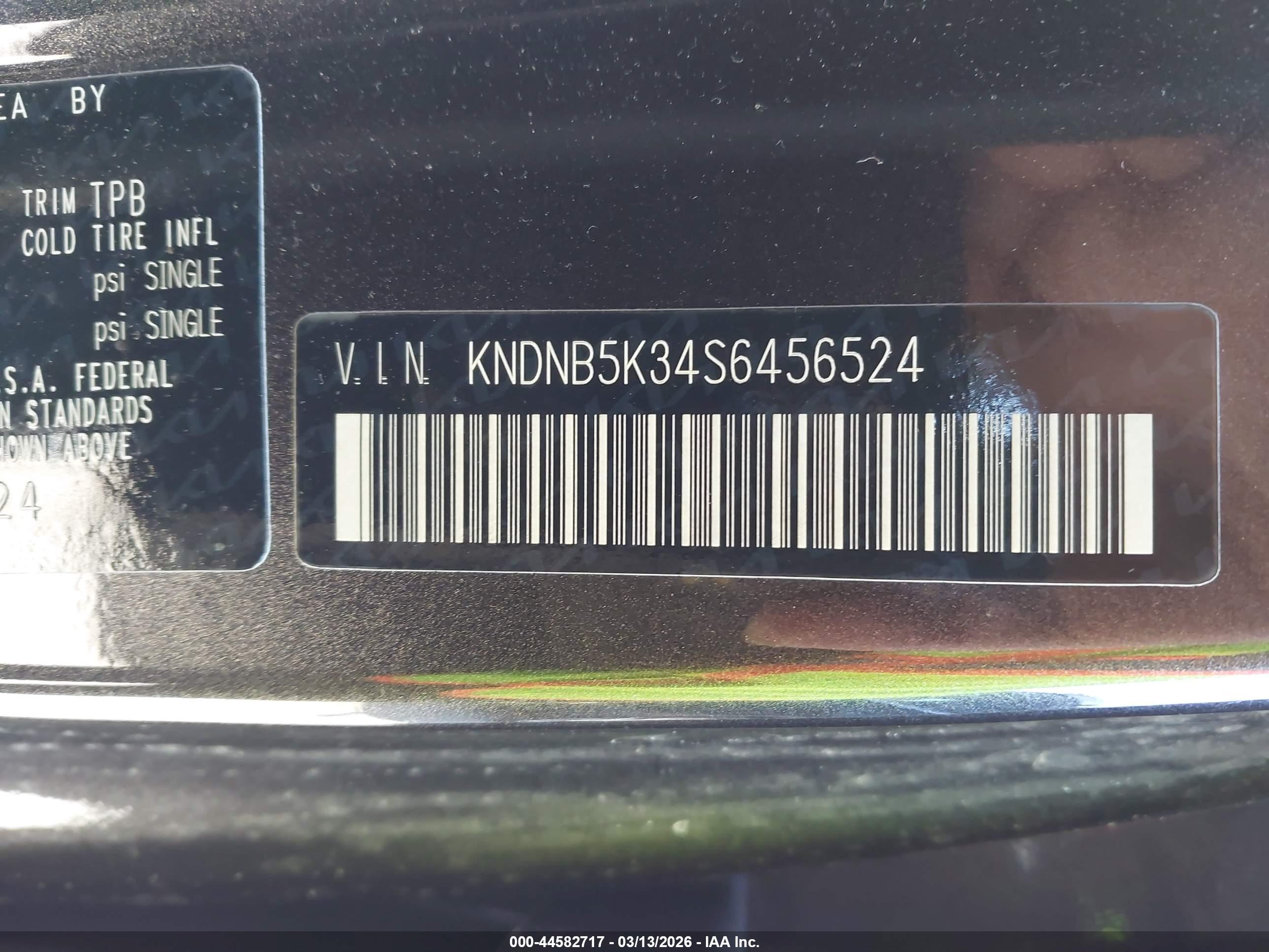 KIA CARNIVAL image 9
