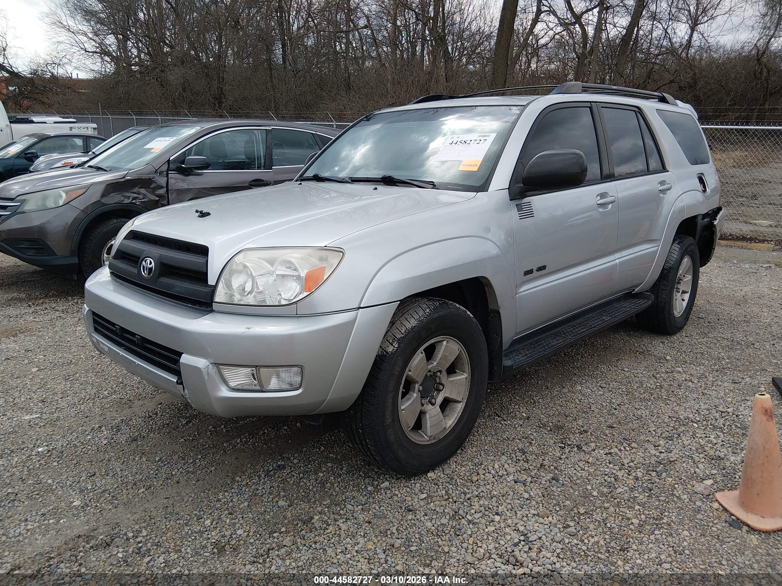 TOYOTA 4RUNNER image 2
