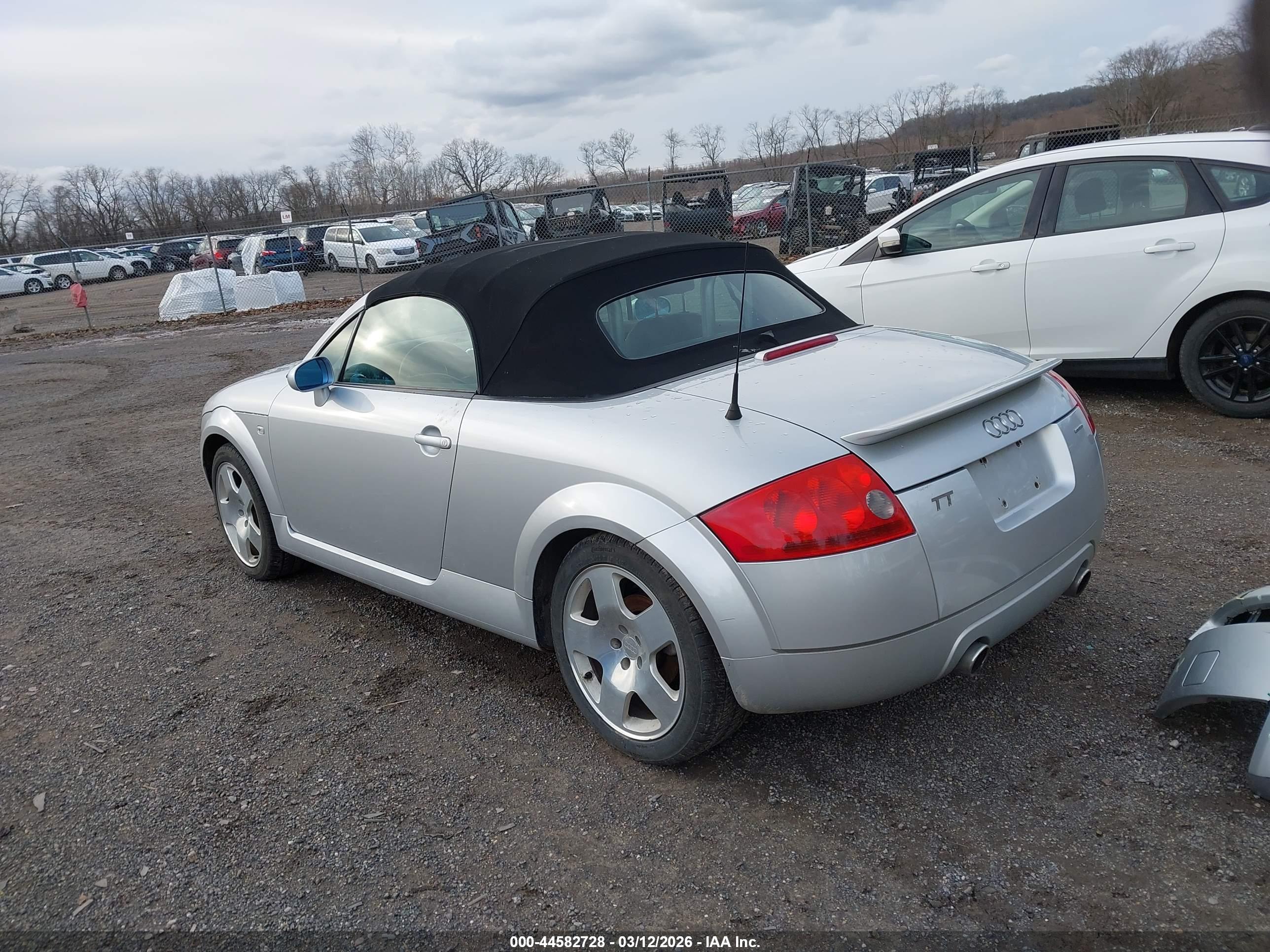 AUDI TT image 3