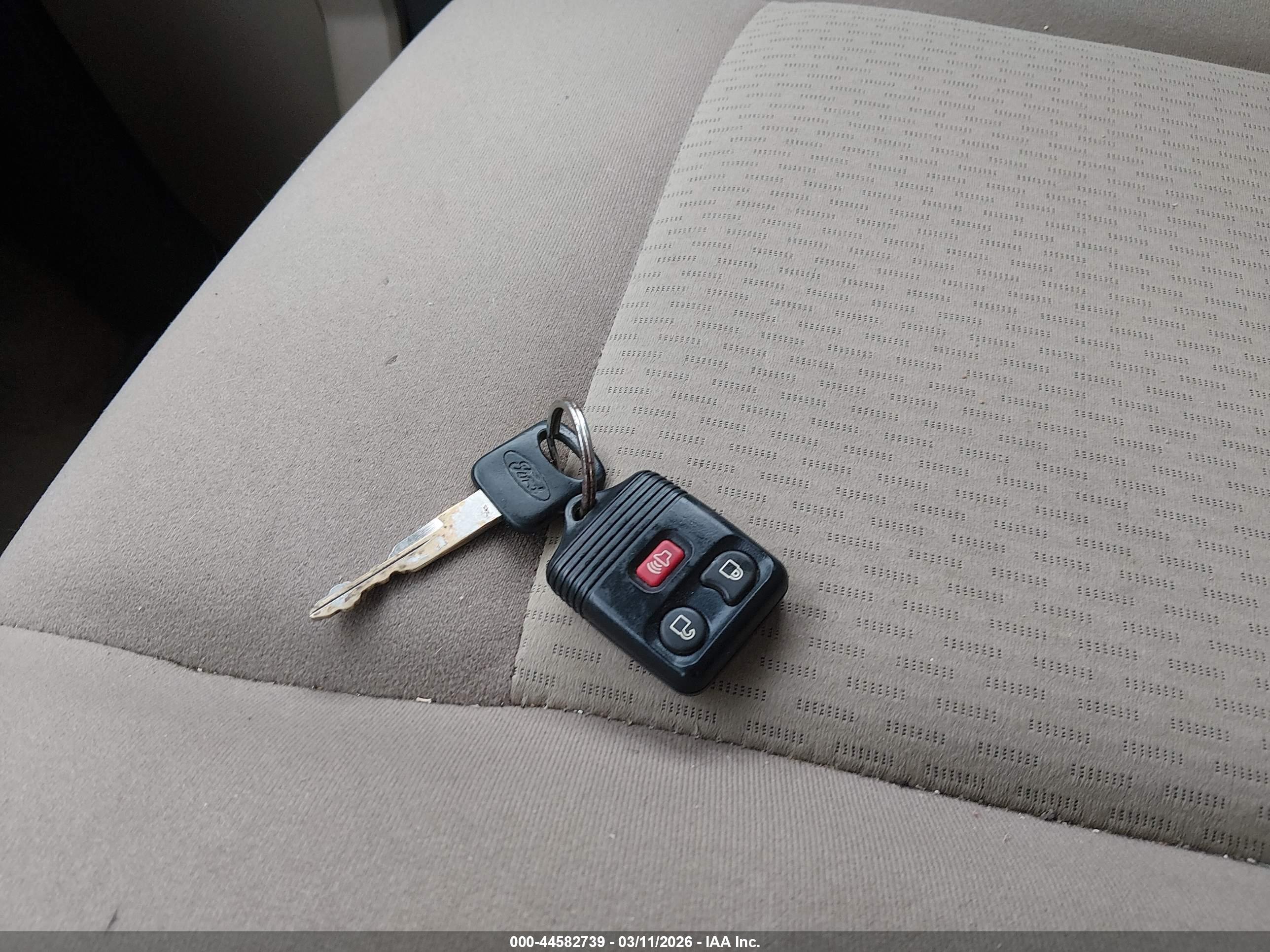 FORD E-350 image 11