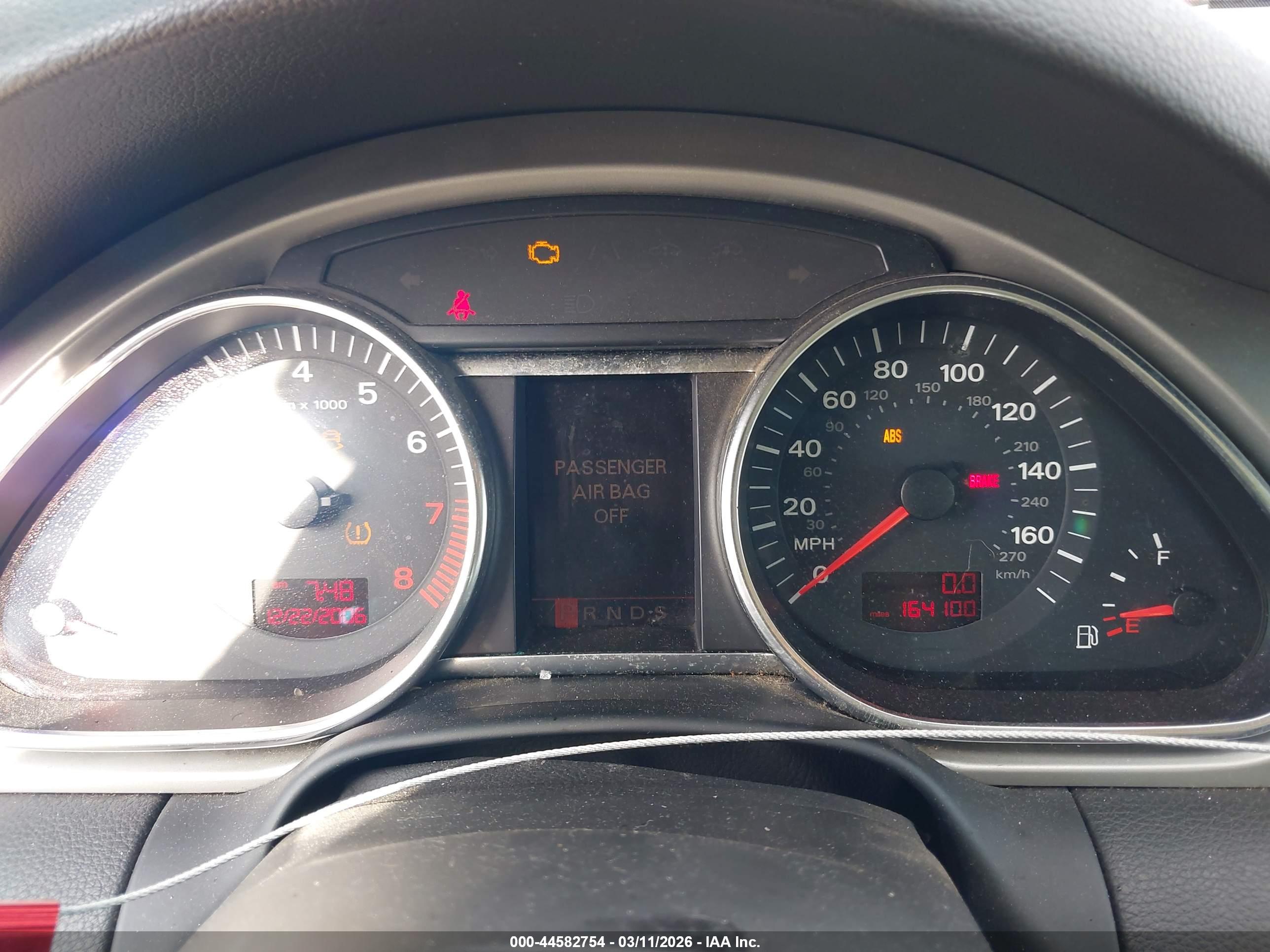 AUDI Q7 image 7