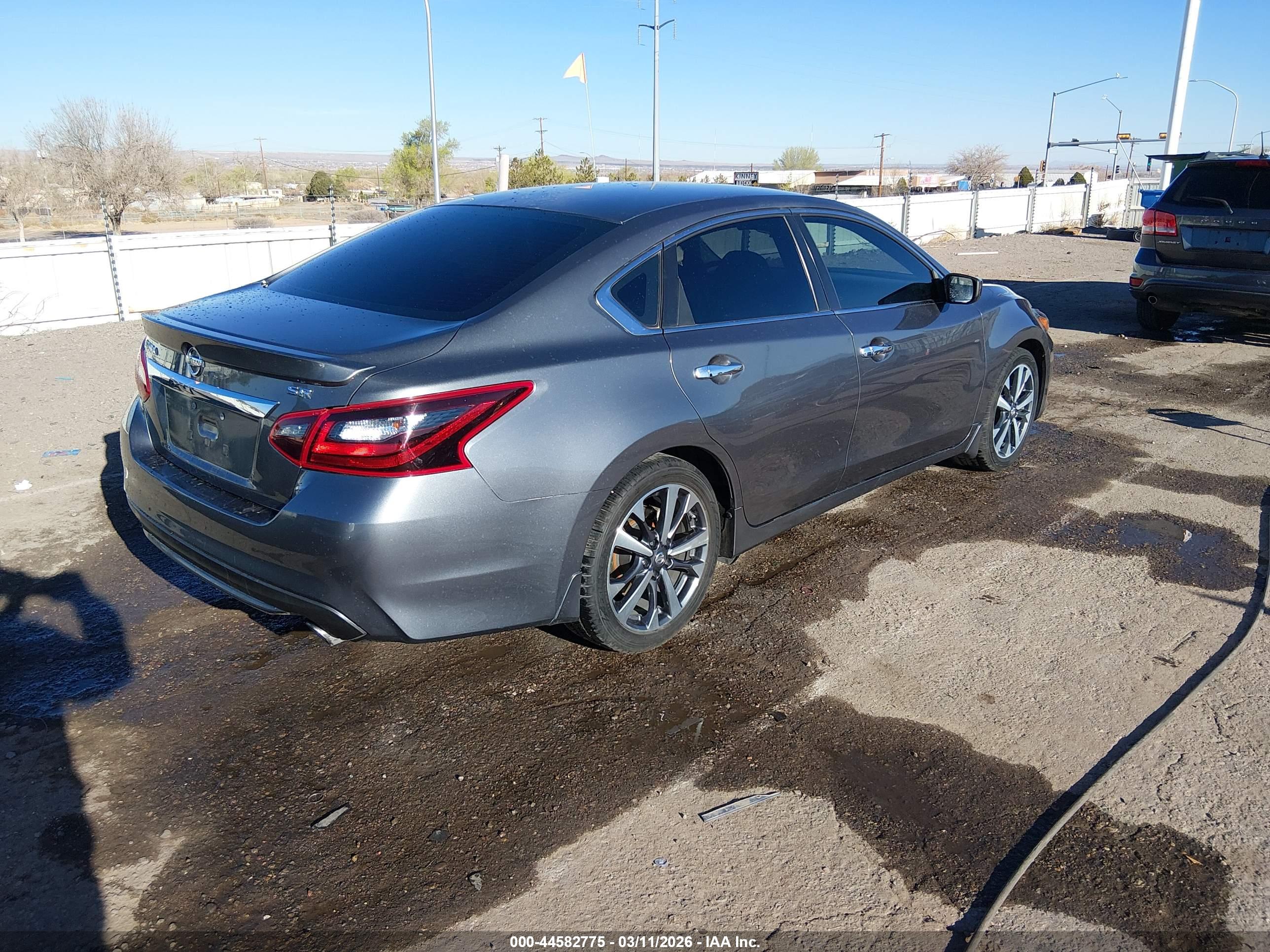 NISSAN ALTIMA image 4