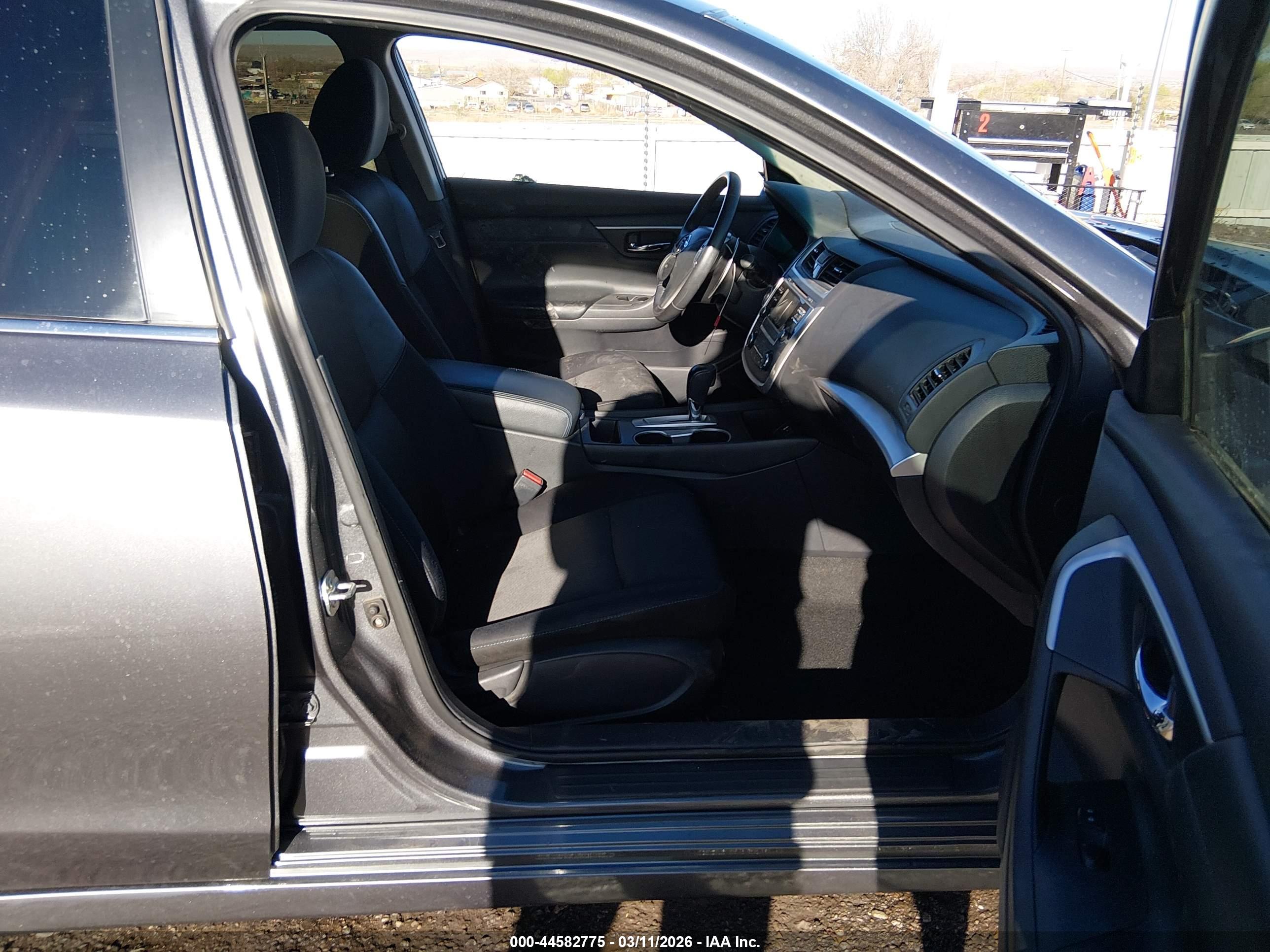 NISSAN ALTIMA image 5