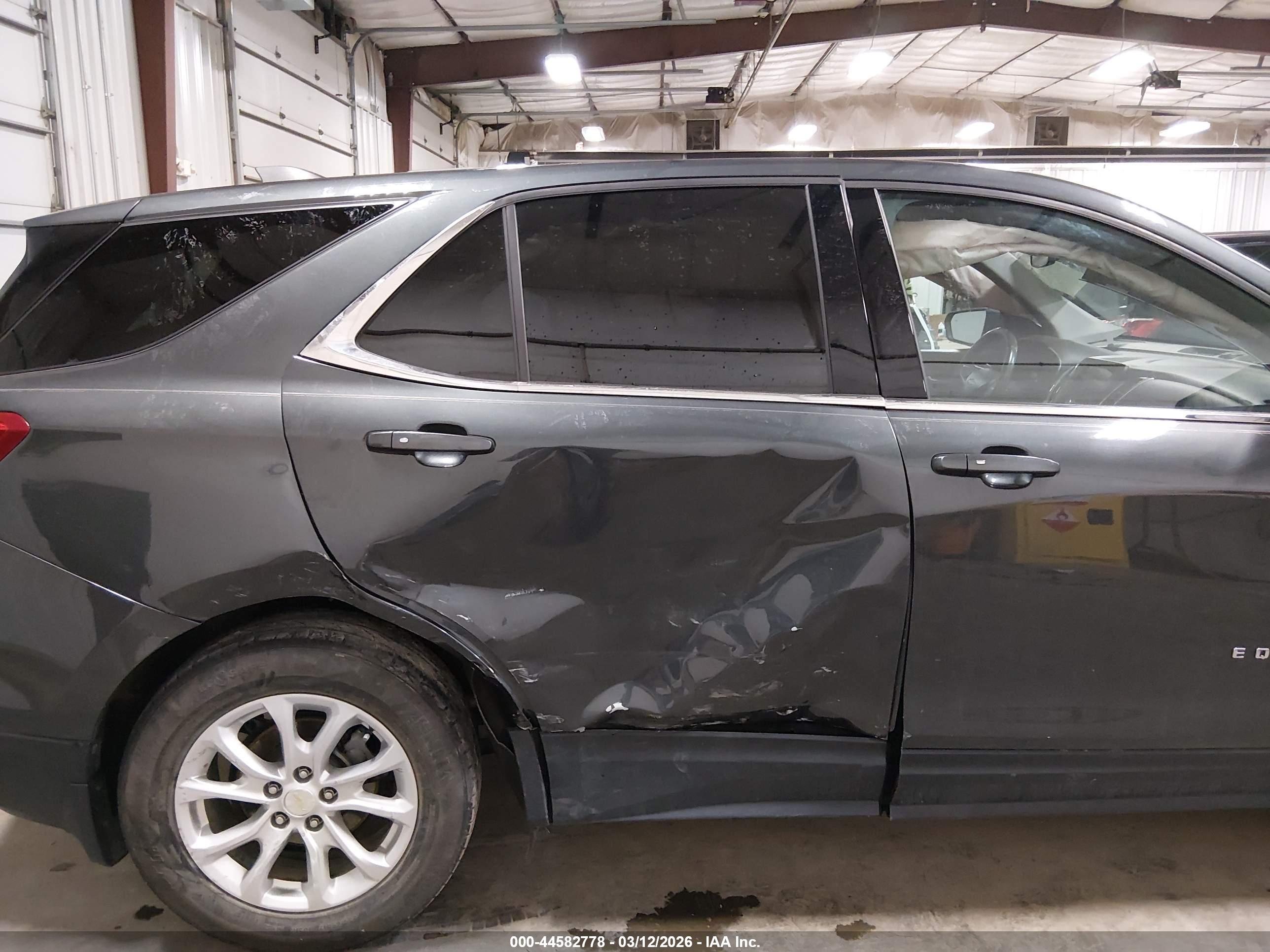 CHEVROLET EQUINOX image 6