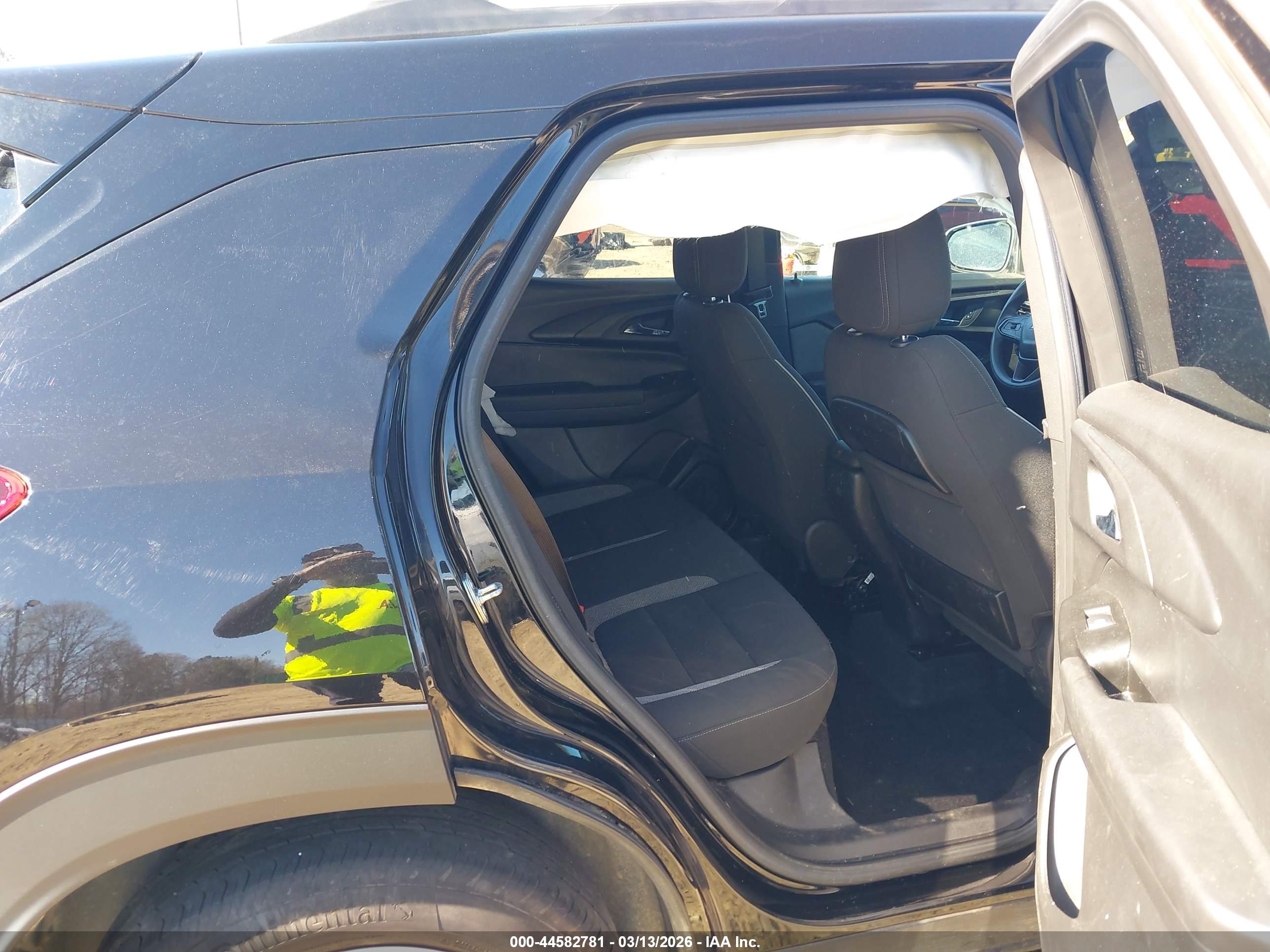 CHEVROLET TRAILBLAZER image 8