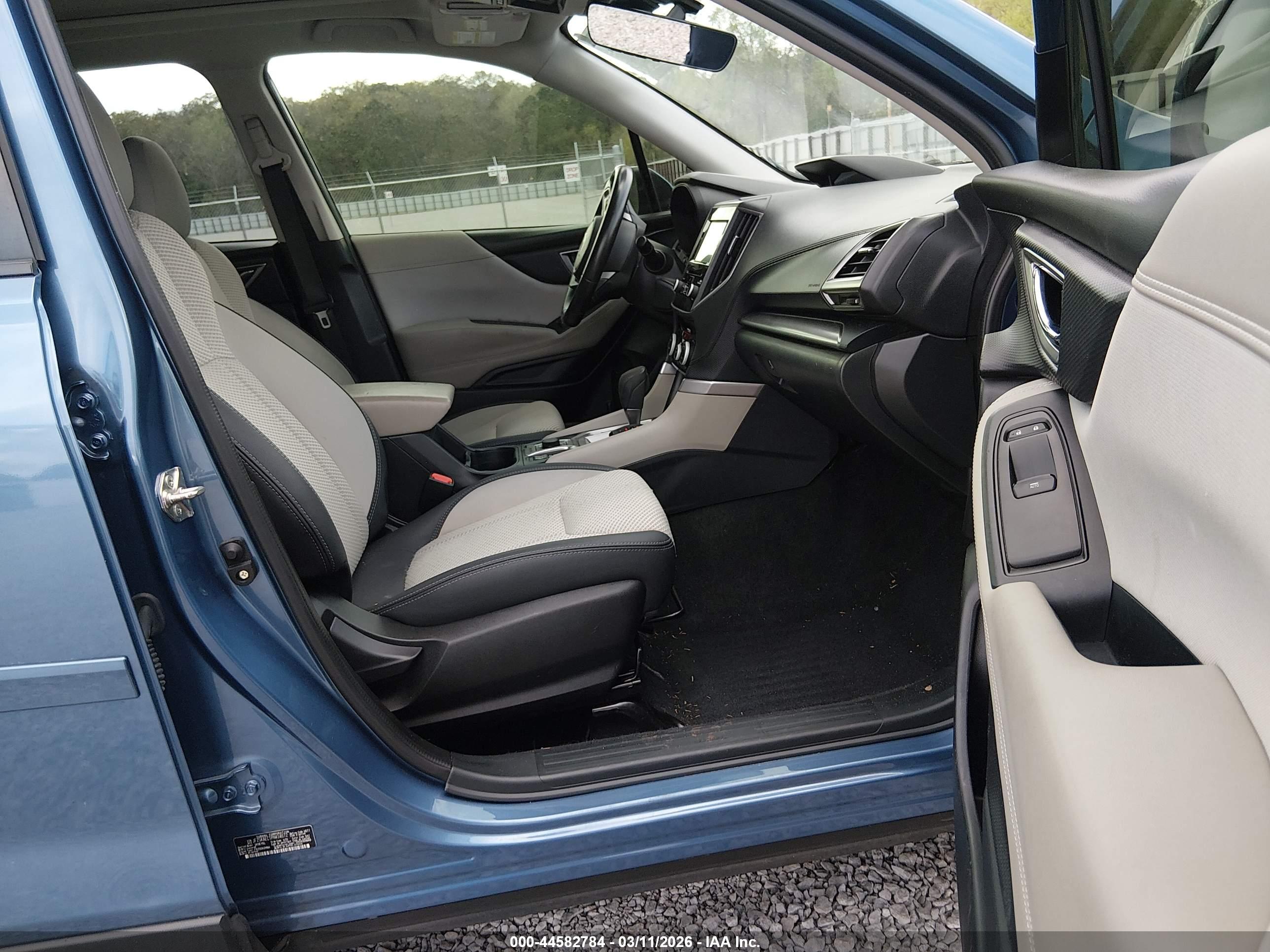 SUBARU FORESTER image 5