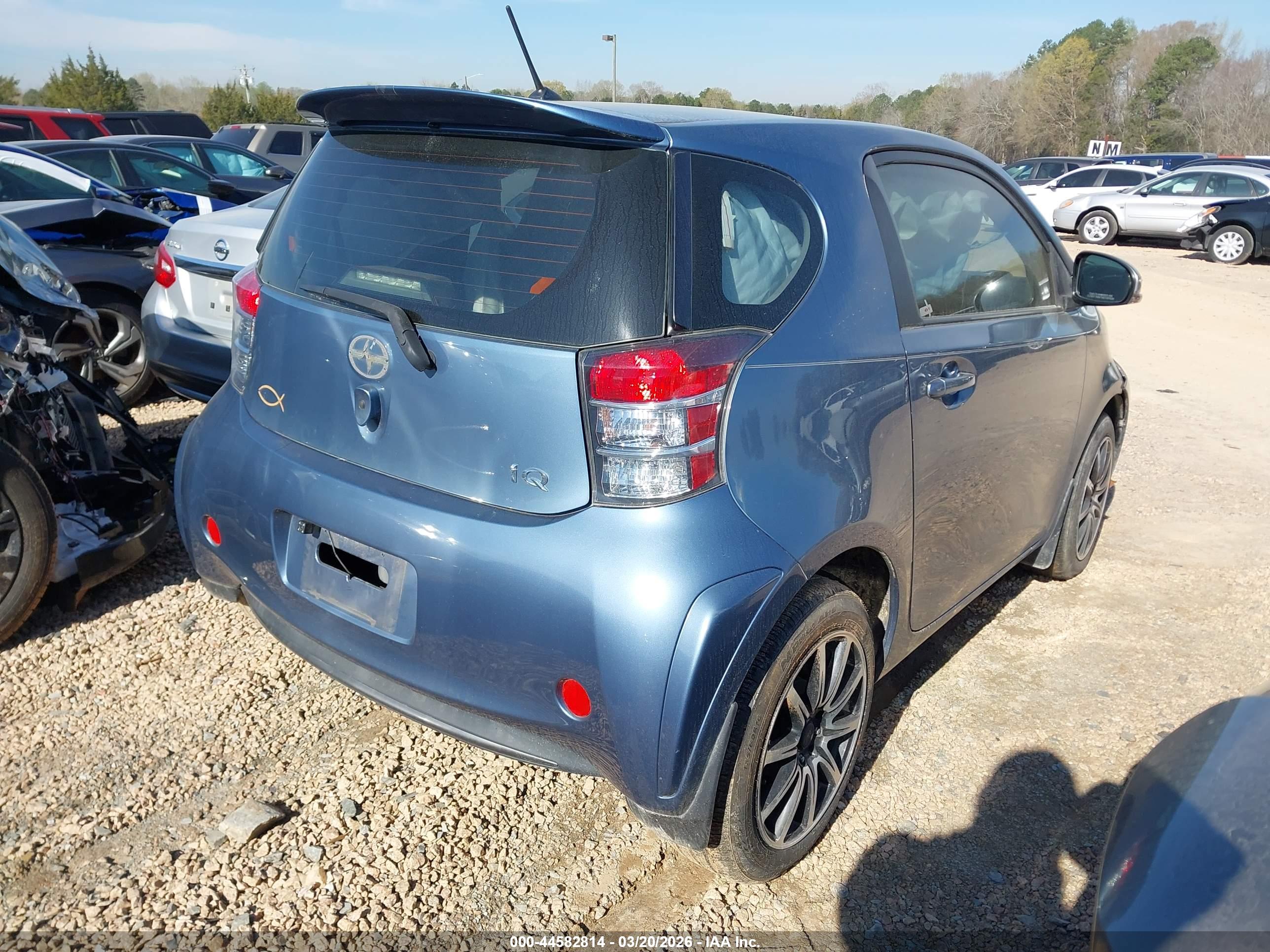 SCION IQ image 4