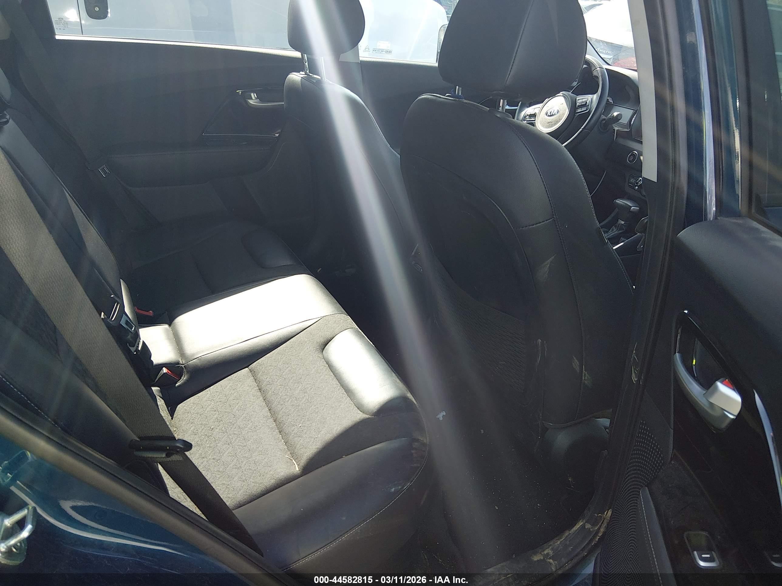 KIA NIRO image 8