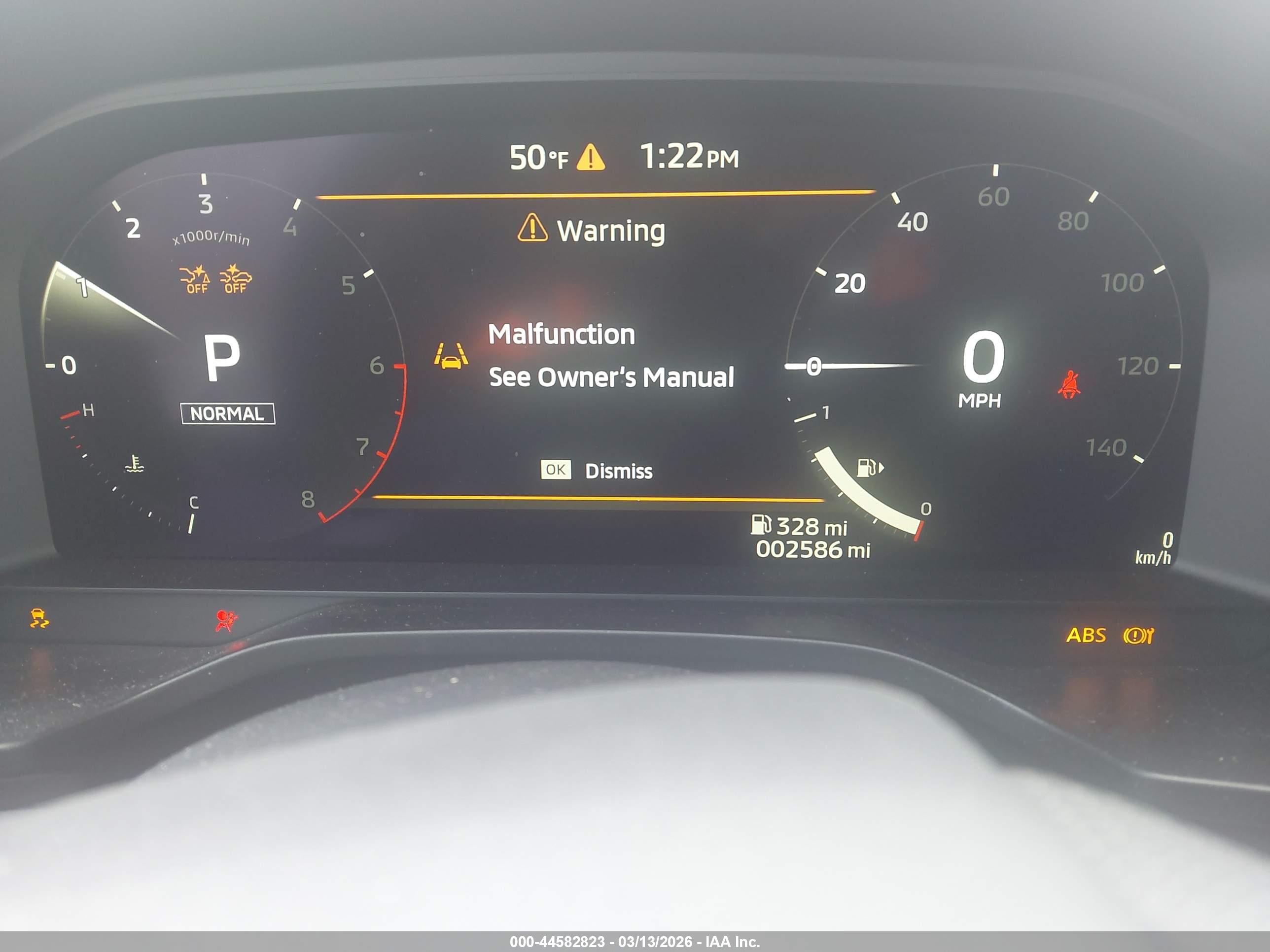 MITSUBISHI OUTLANDER image 7