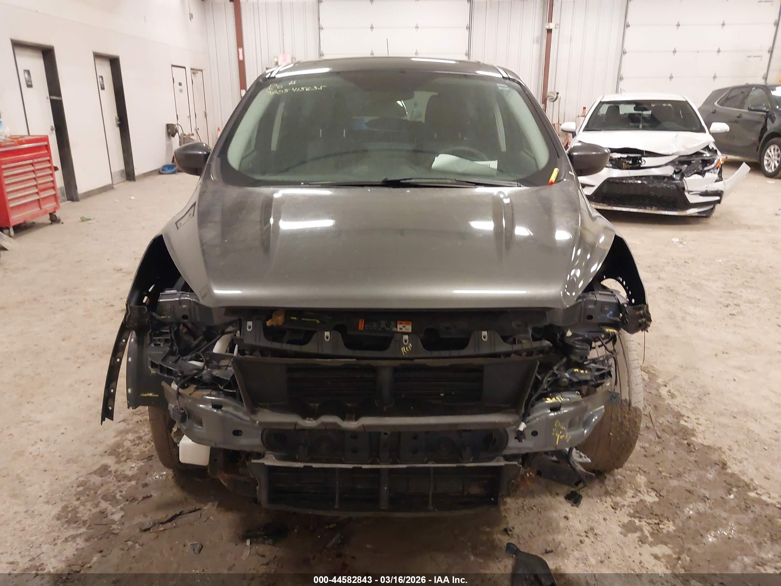 FORD ESCAPE image 6