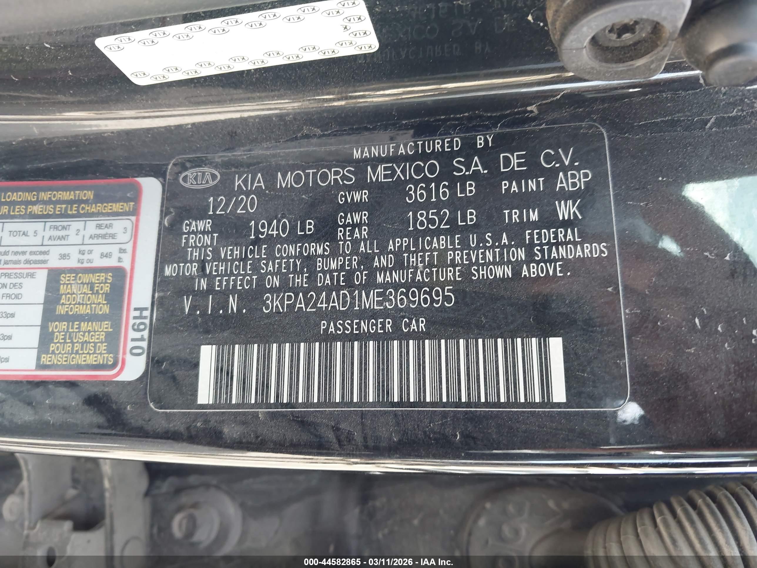 KIA RIO image 9