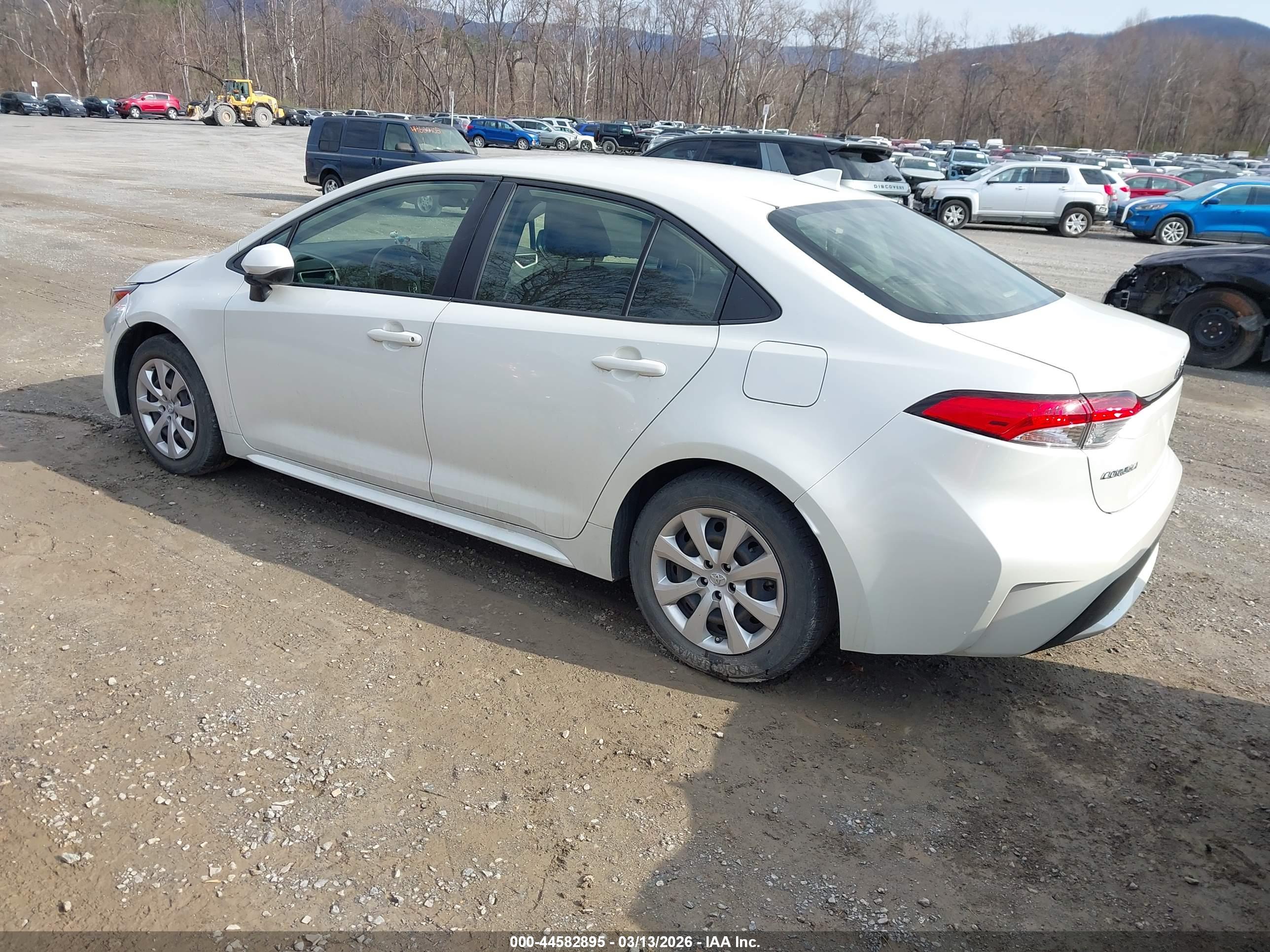 TOYOTA COROLLA image 3