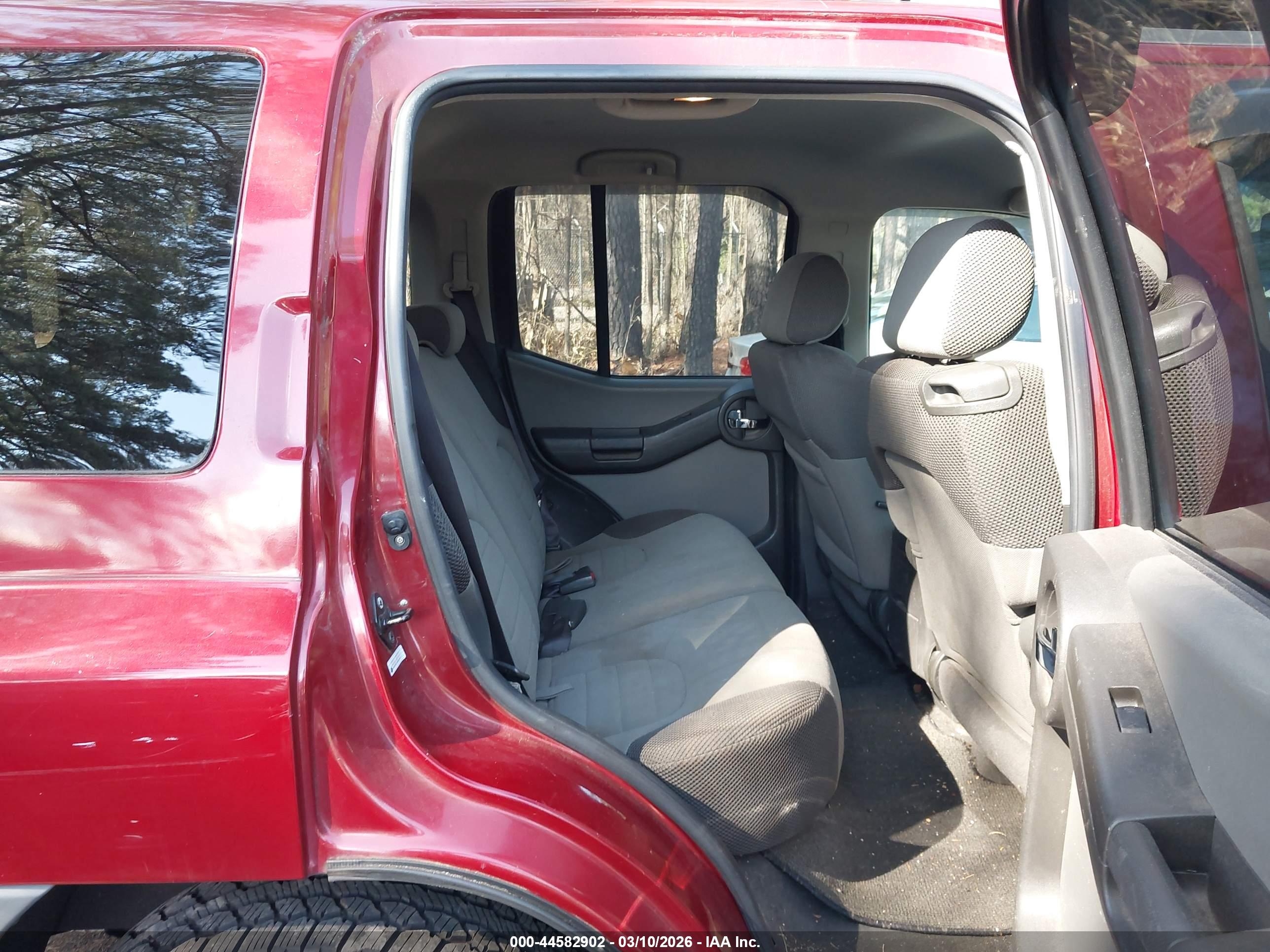 NISSAN XTERRA image 8