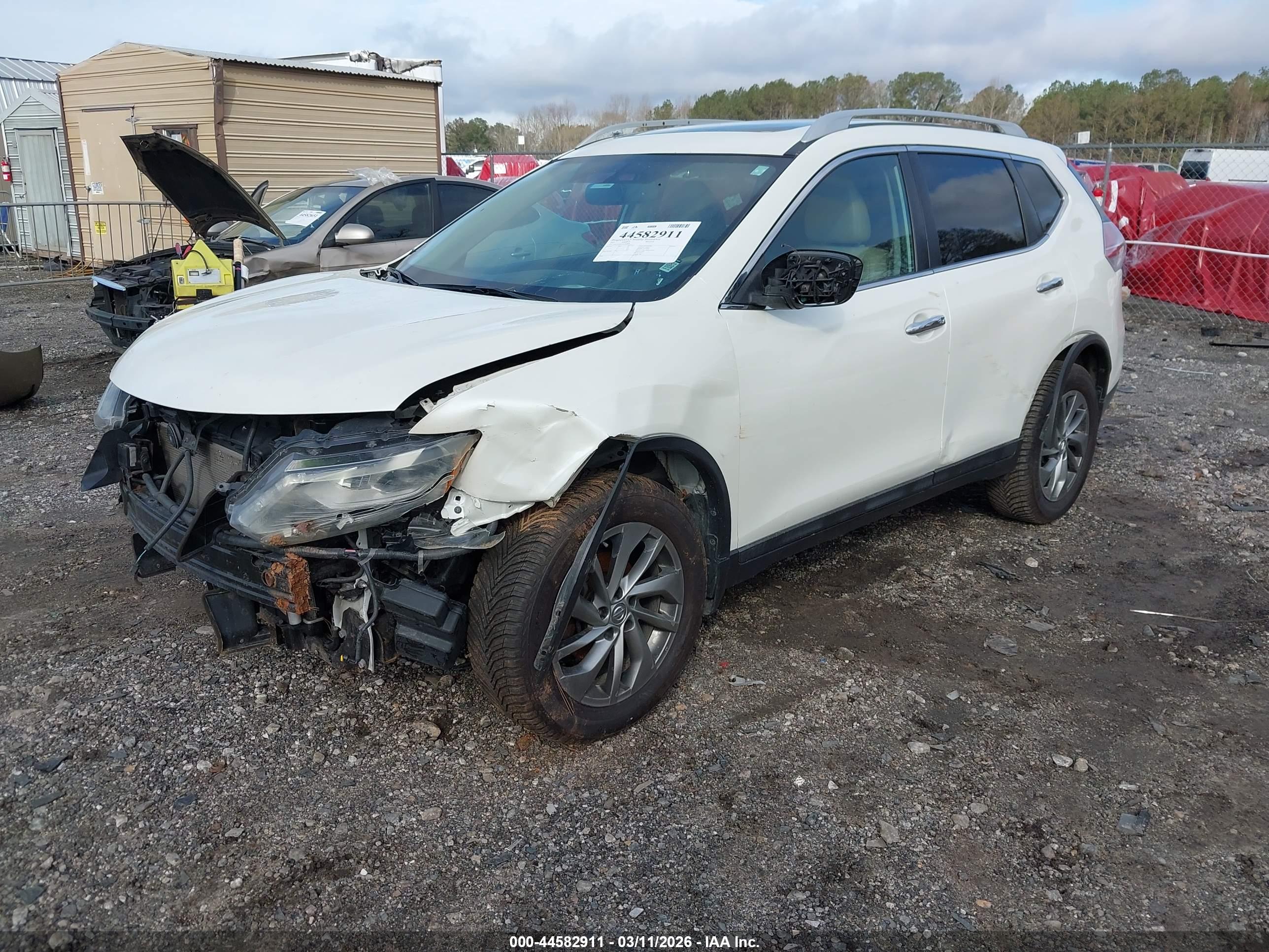 NISSAN ROGUE image 2
