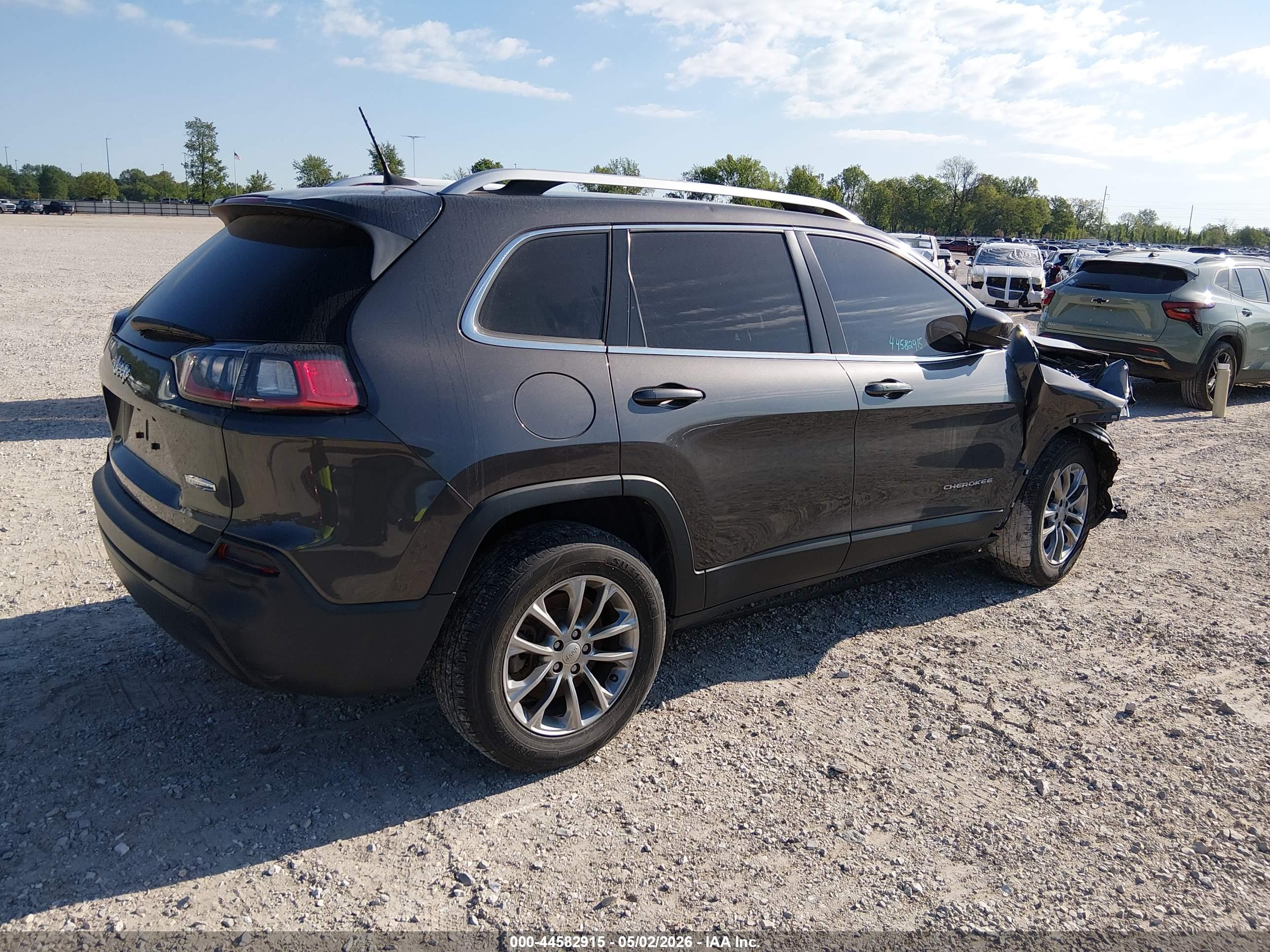 JEEP CHEROKEE image 4