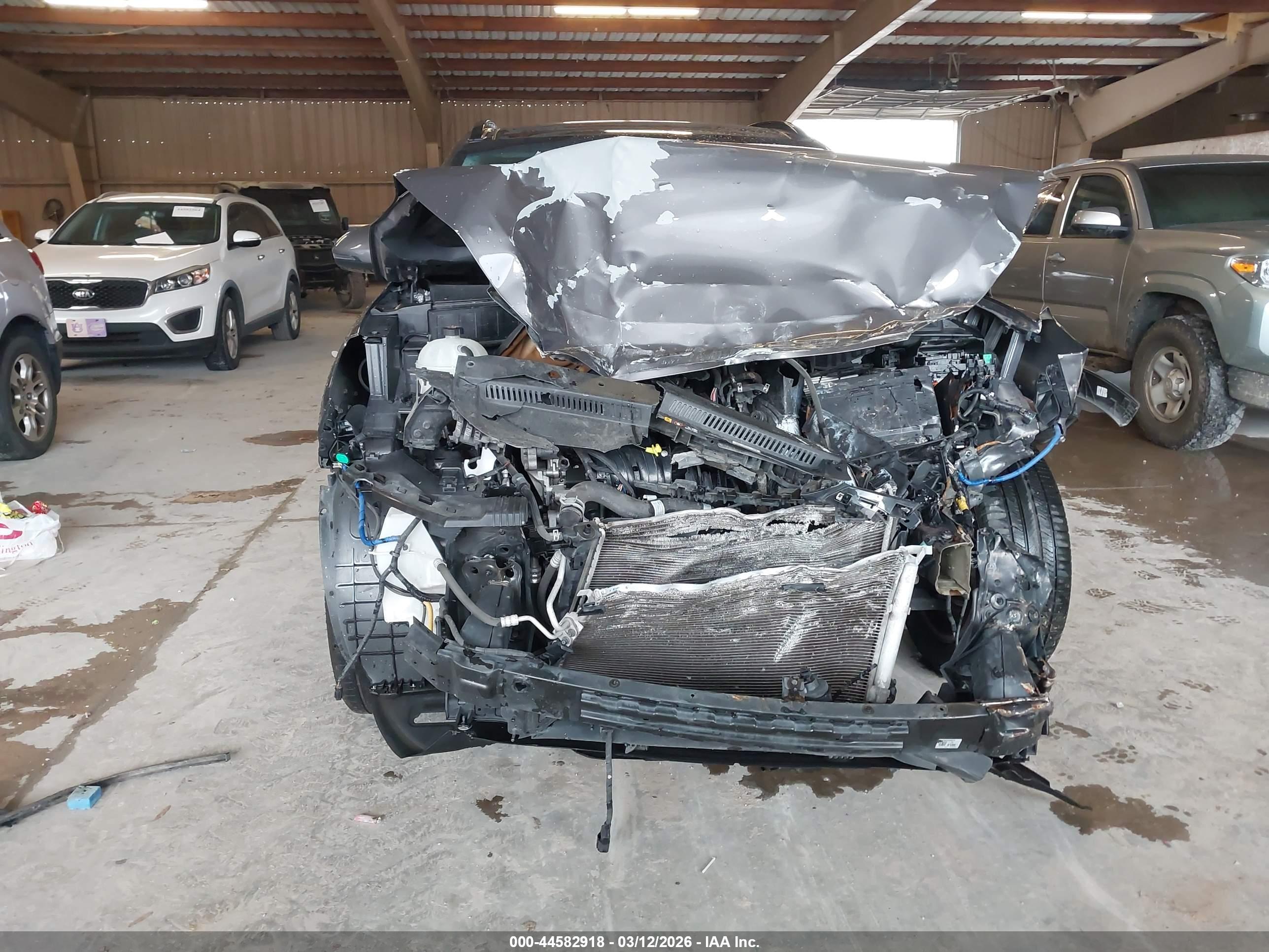 HYUNDAI TUCSON image 6