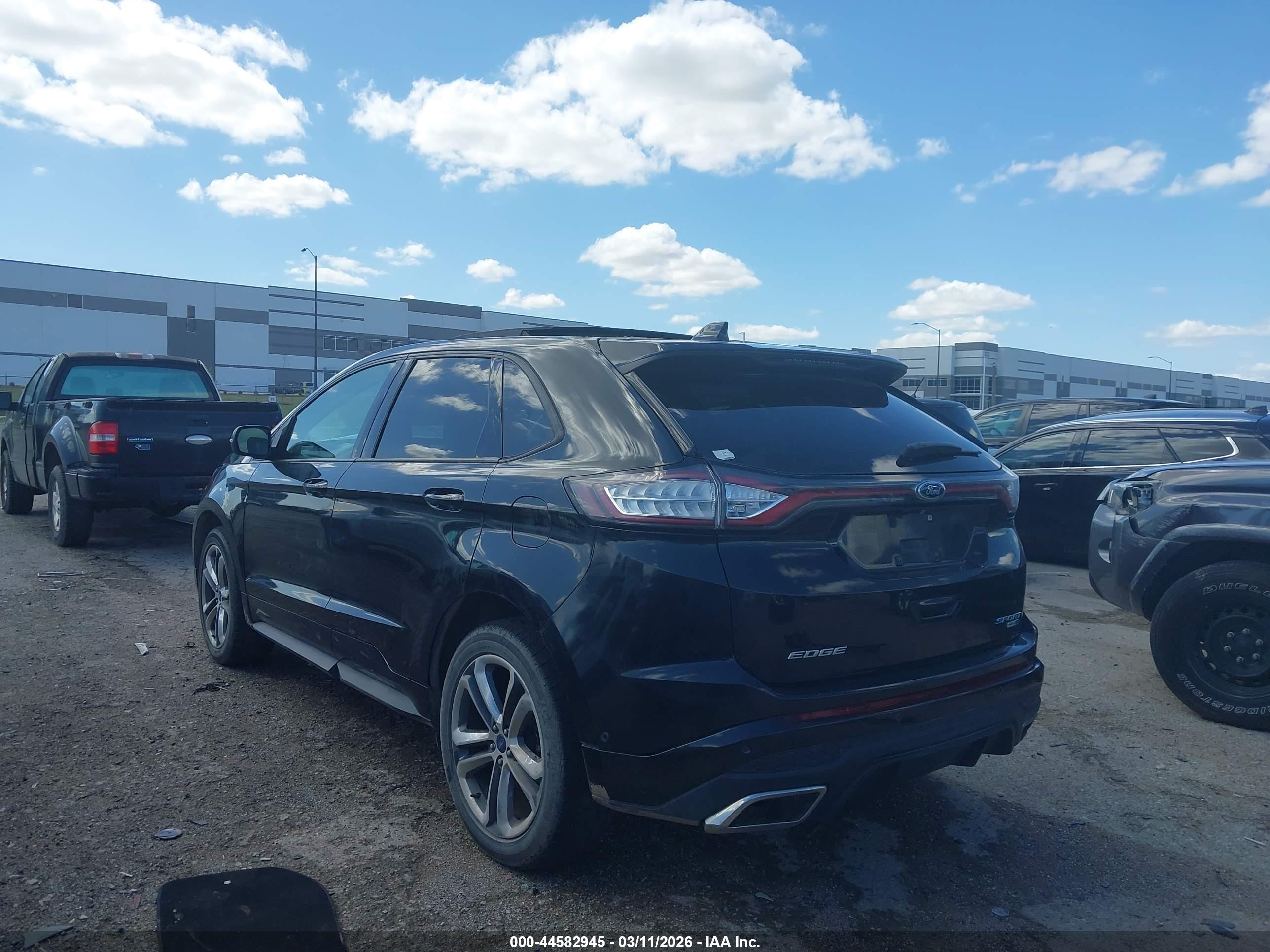 FORD EDGE image 3