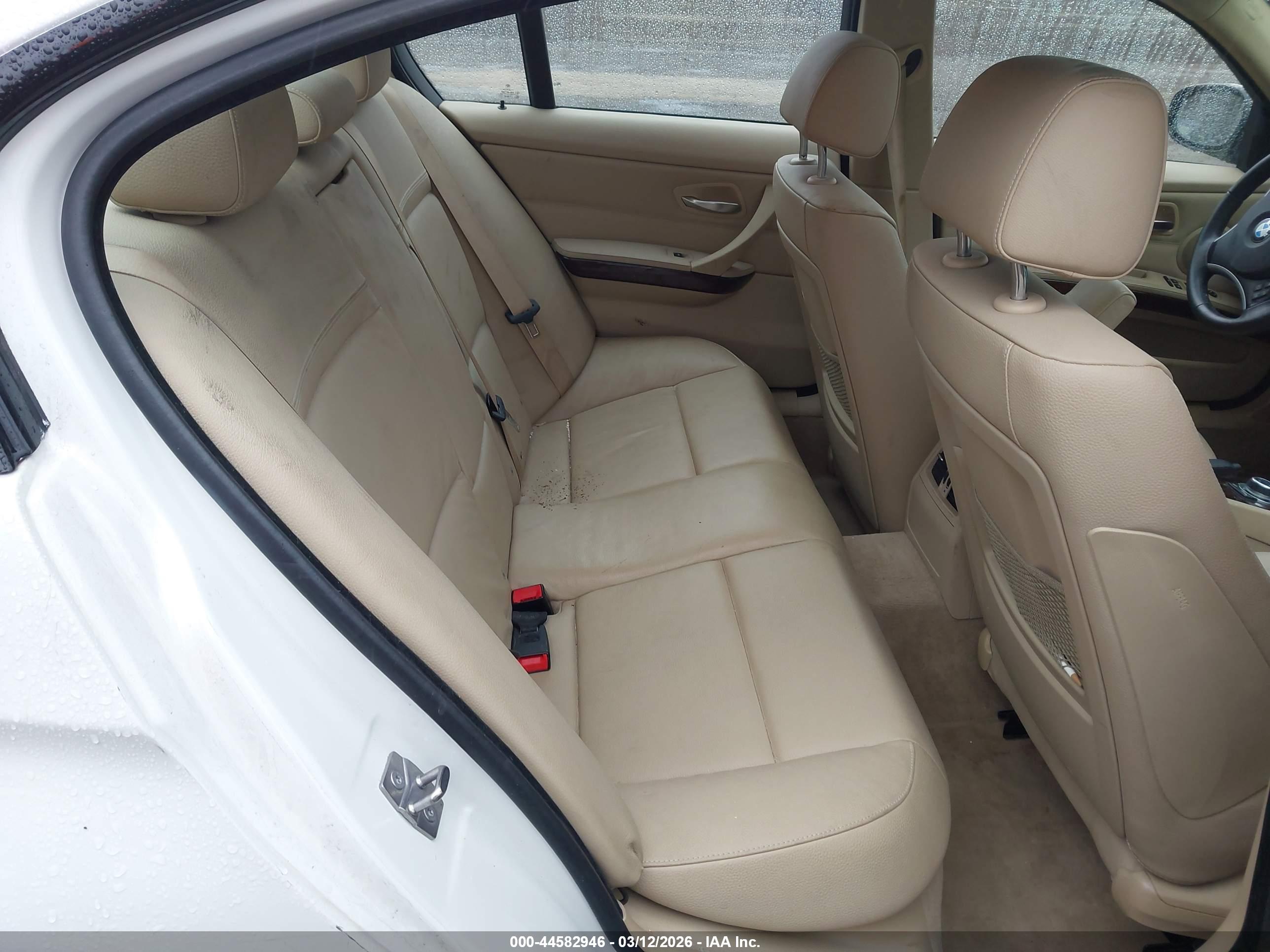 BMW 328I image 8