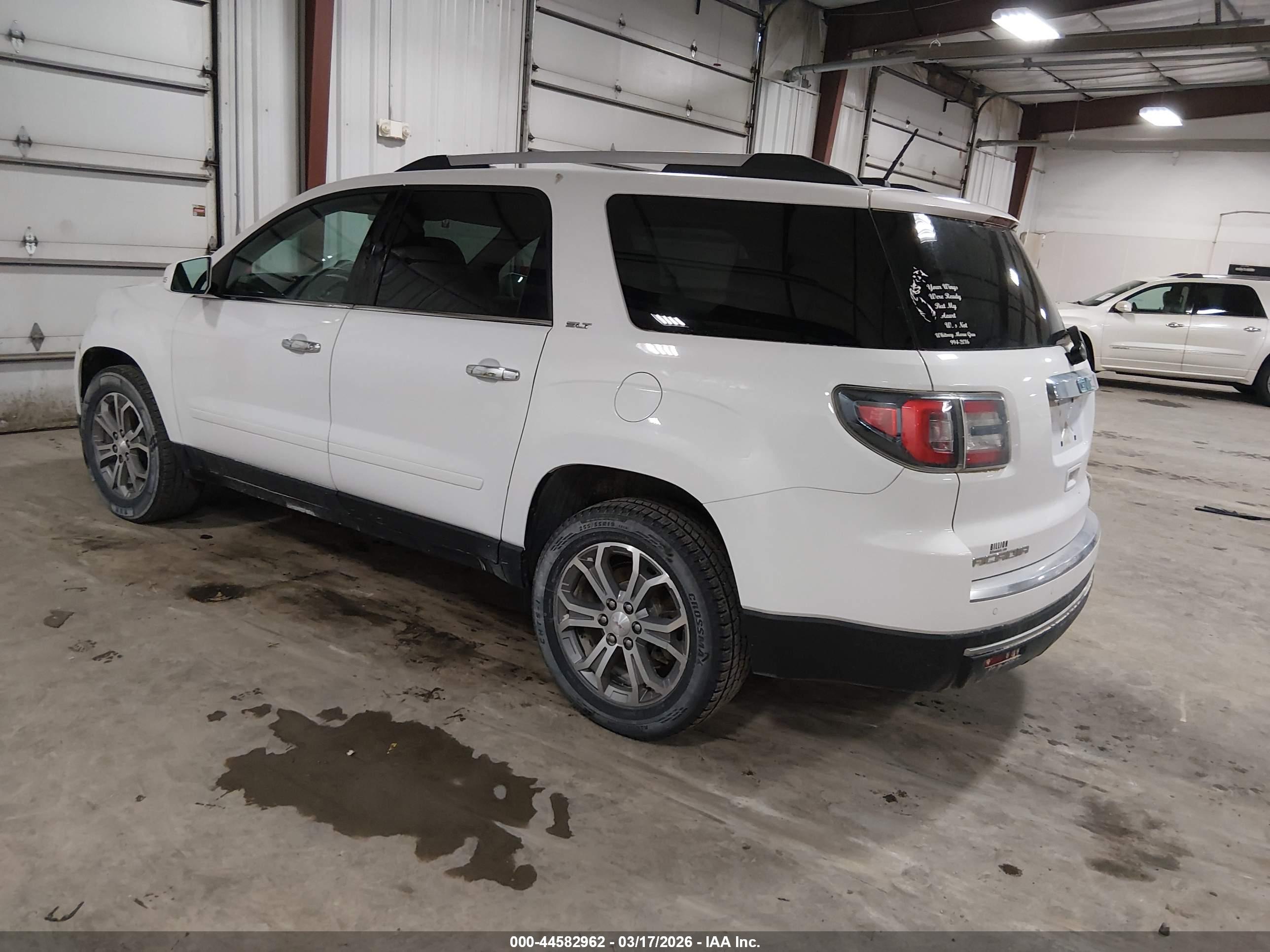 GMC ACADIA image 3