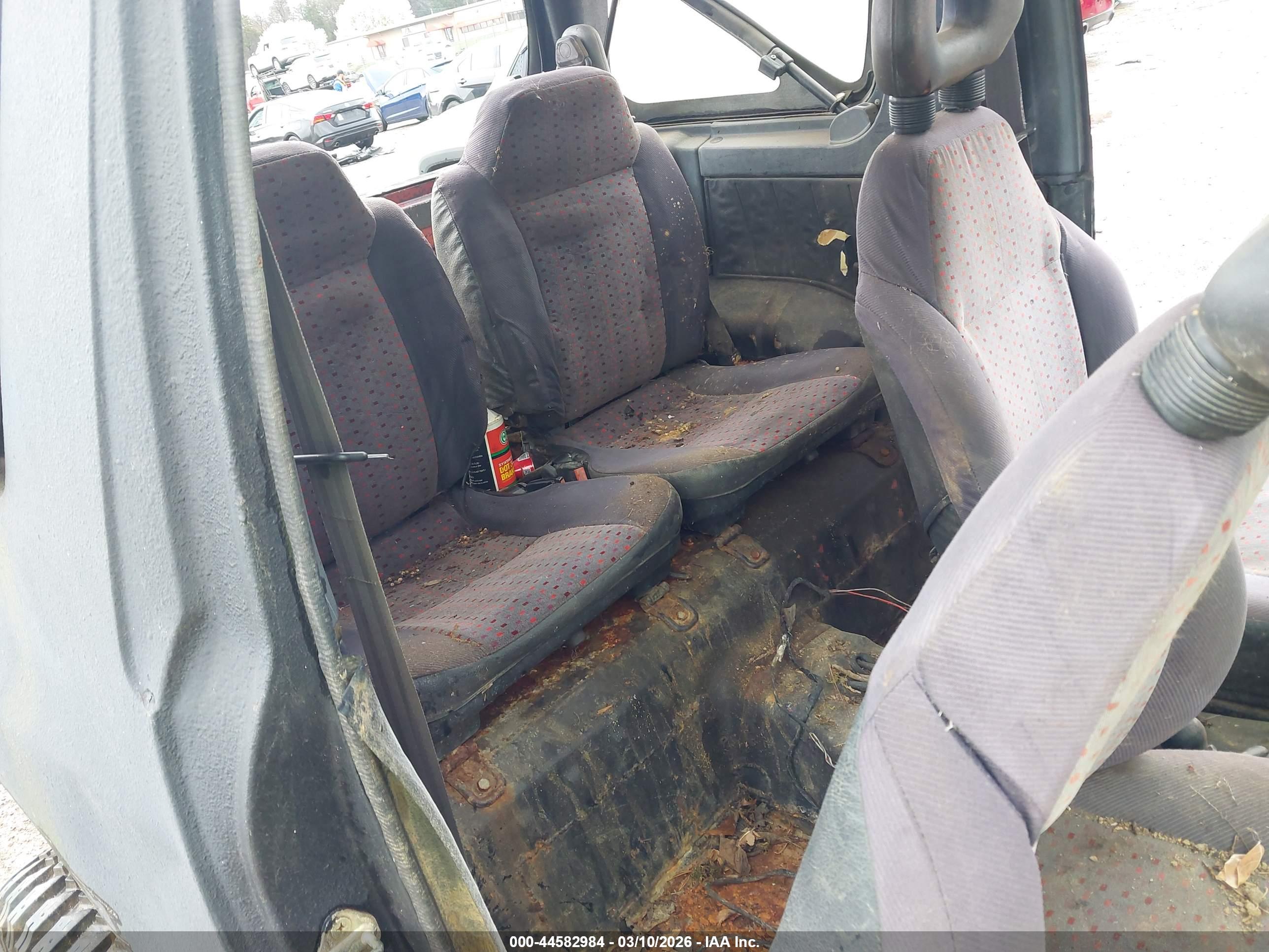 GEO TRACKER image 8