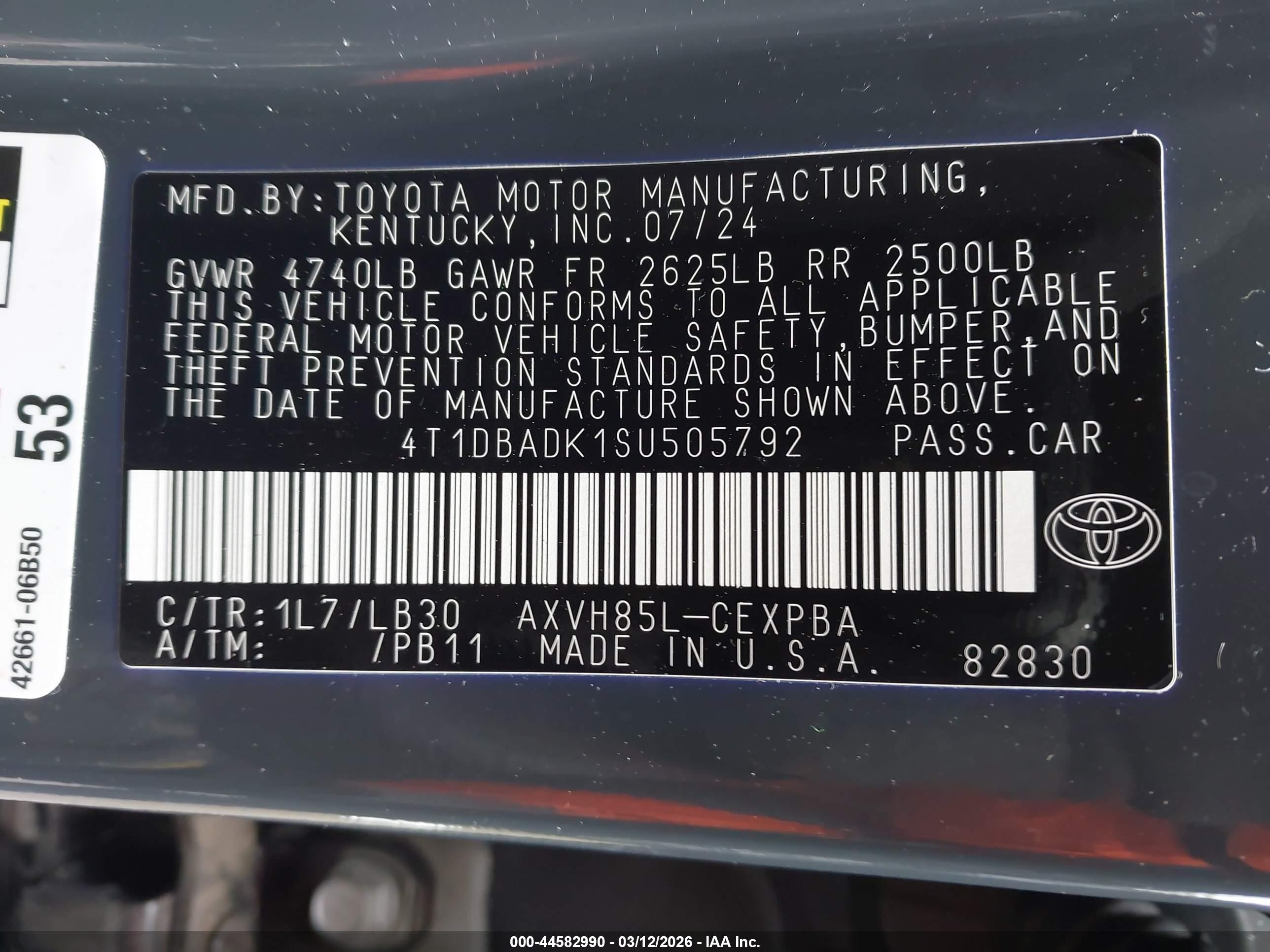 TOYOTA CAMRY image 9