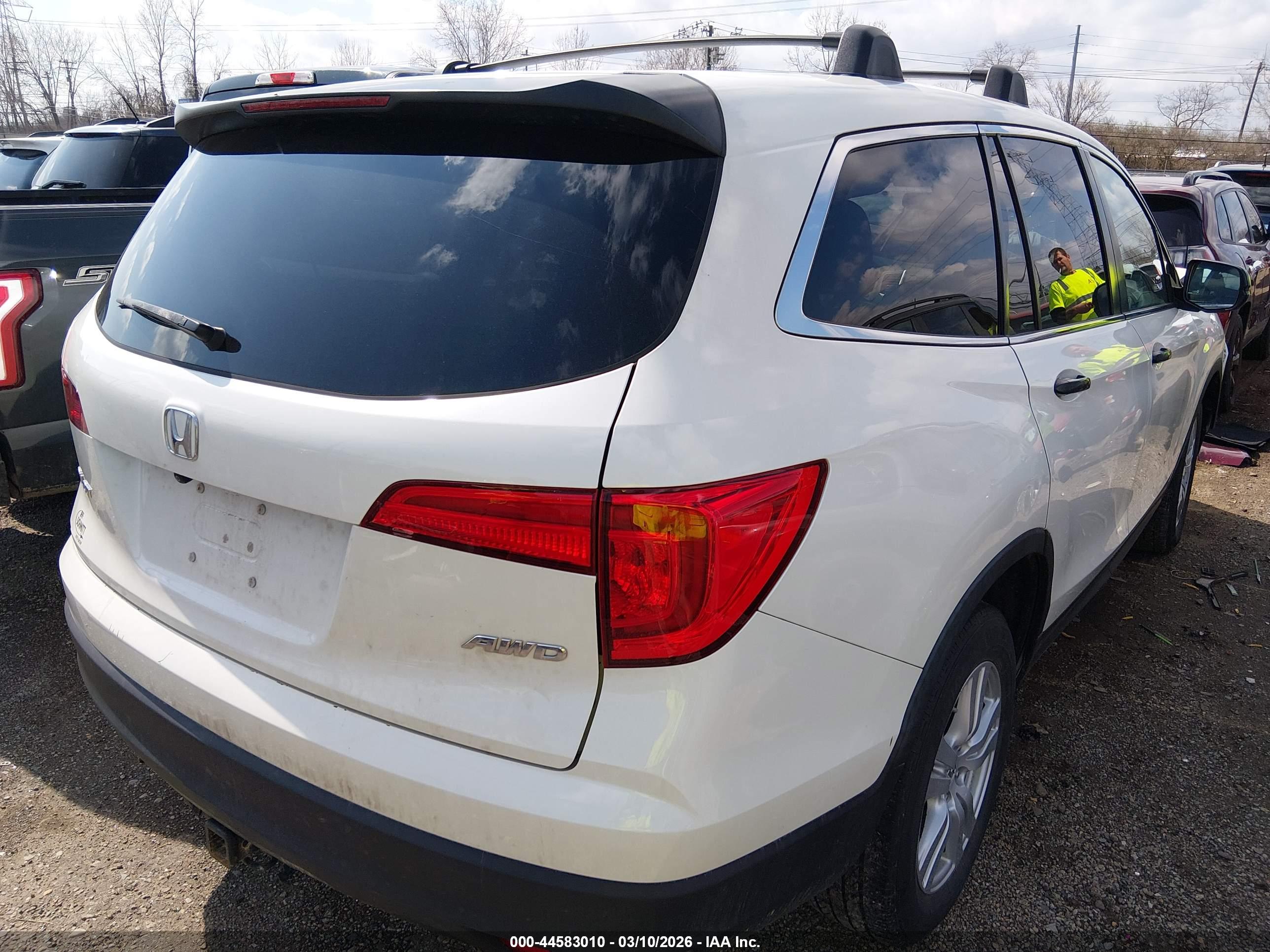 HONDA PILOT image 4