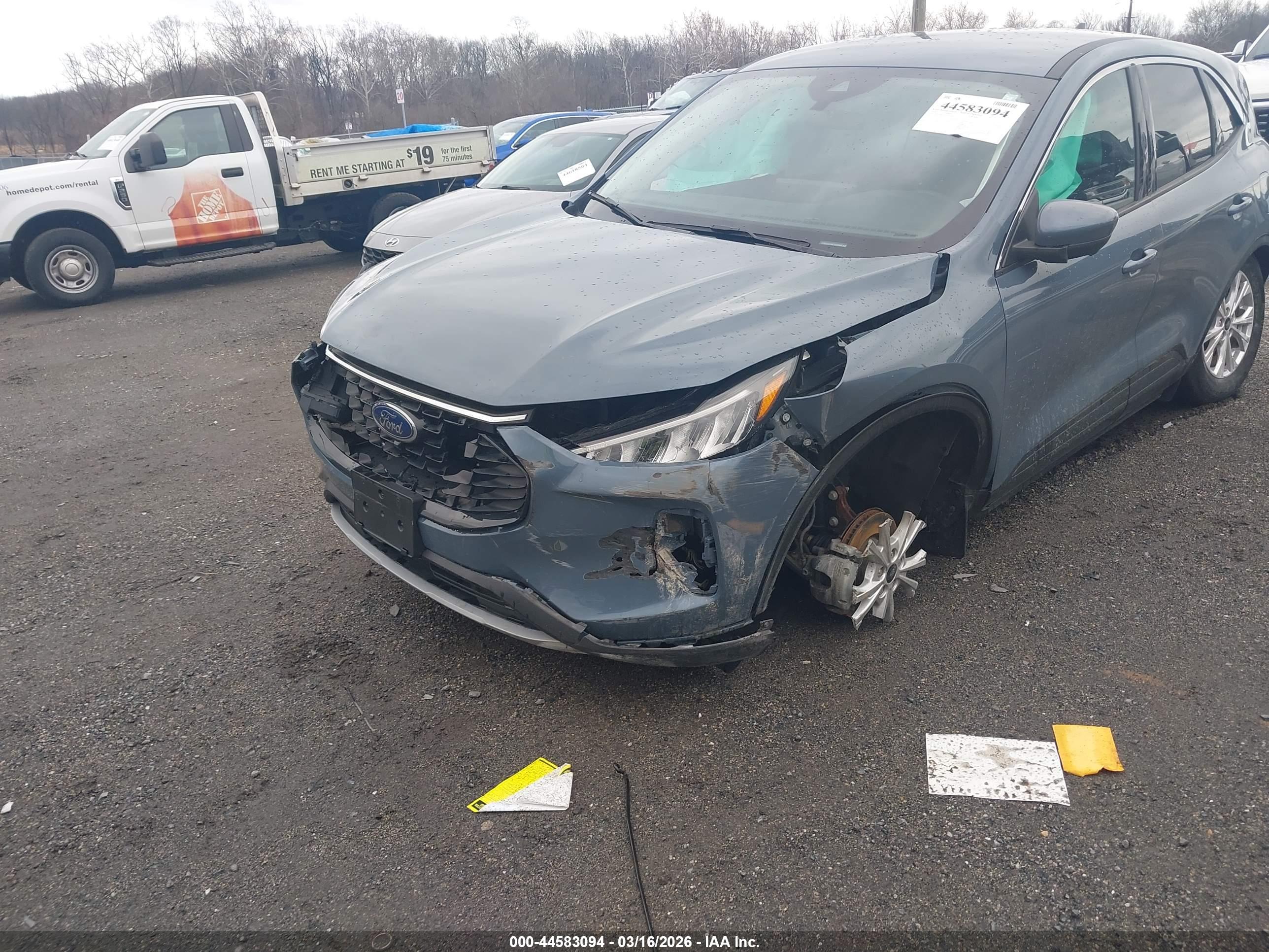 FORD ESCAPE image 6