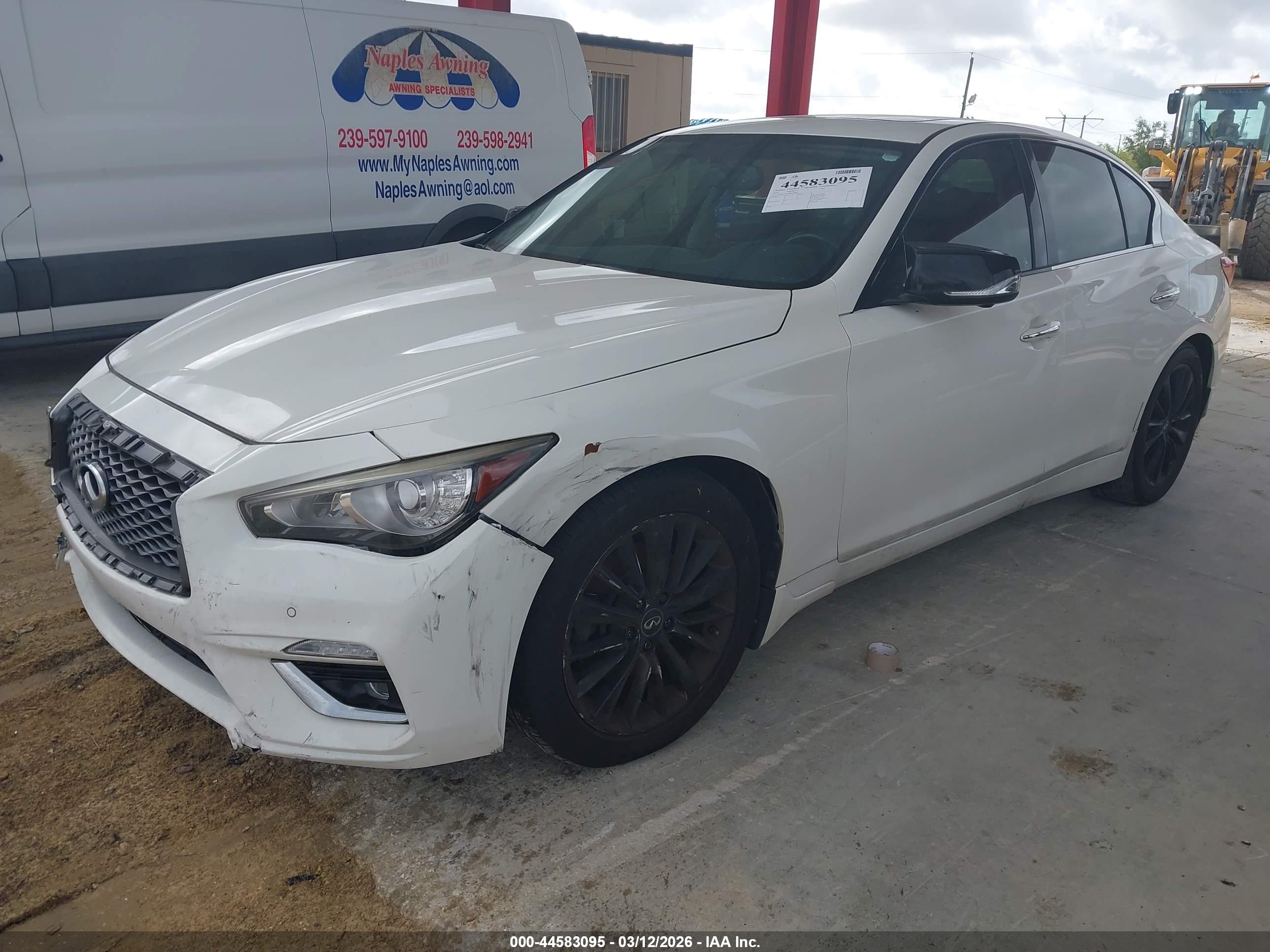 INFINITI Q50 image 2