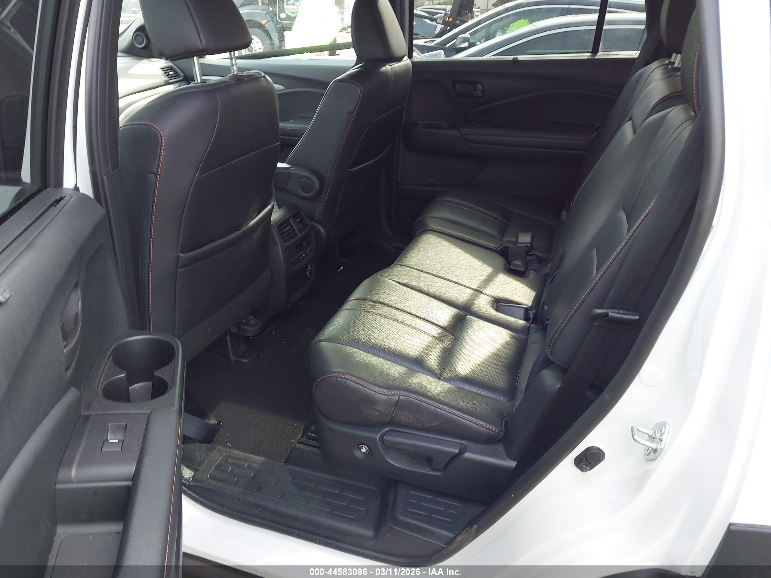 HONDA PILOT image 8