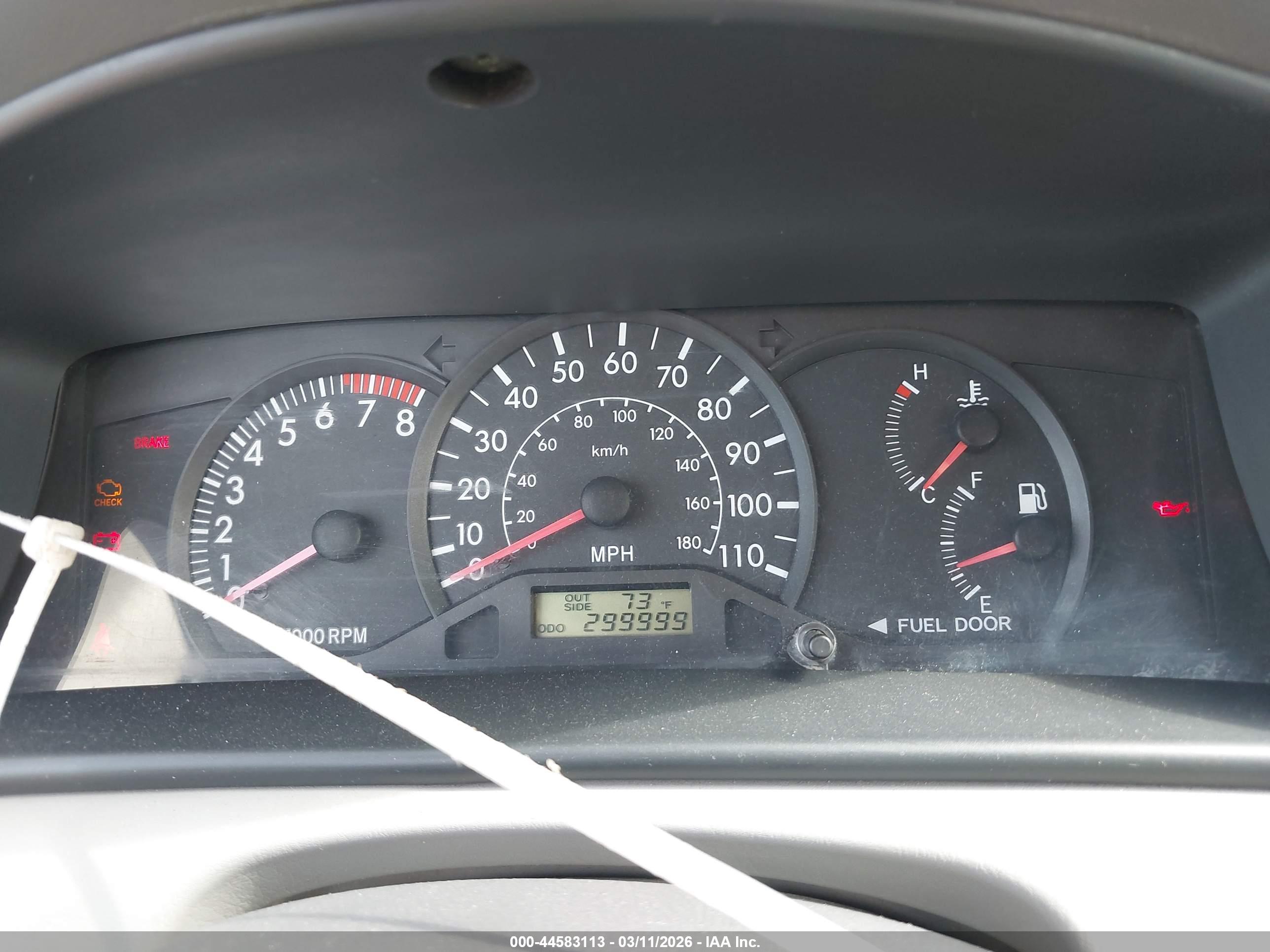 TOYOTA COROLLA image 7