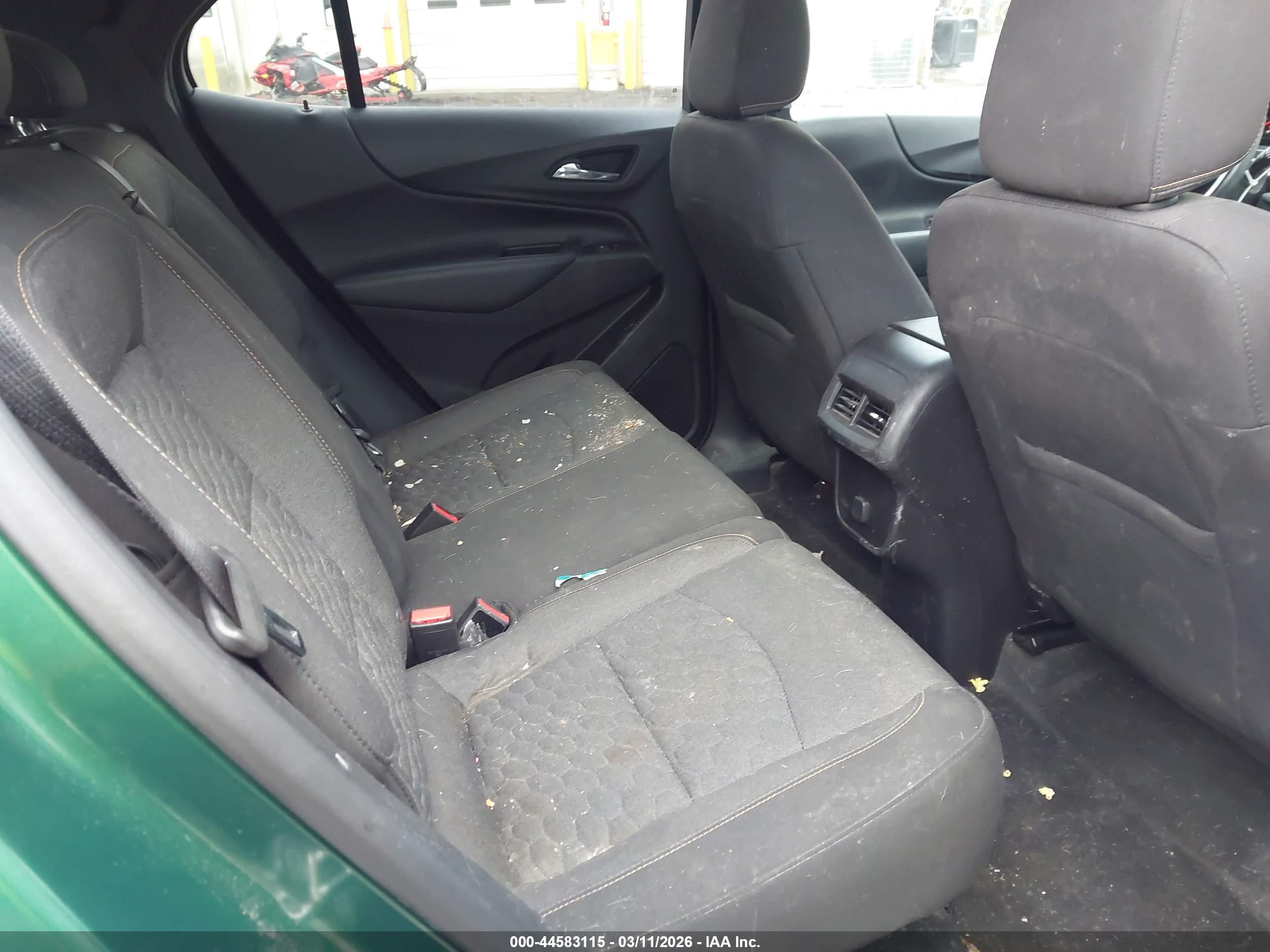 CHEVROLET EQUINOX image 8